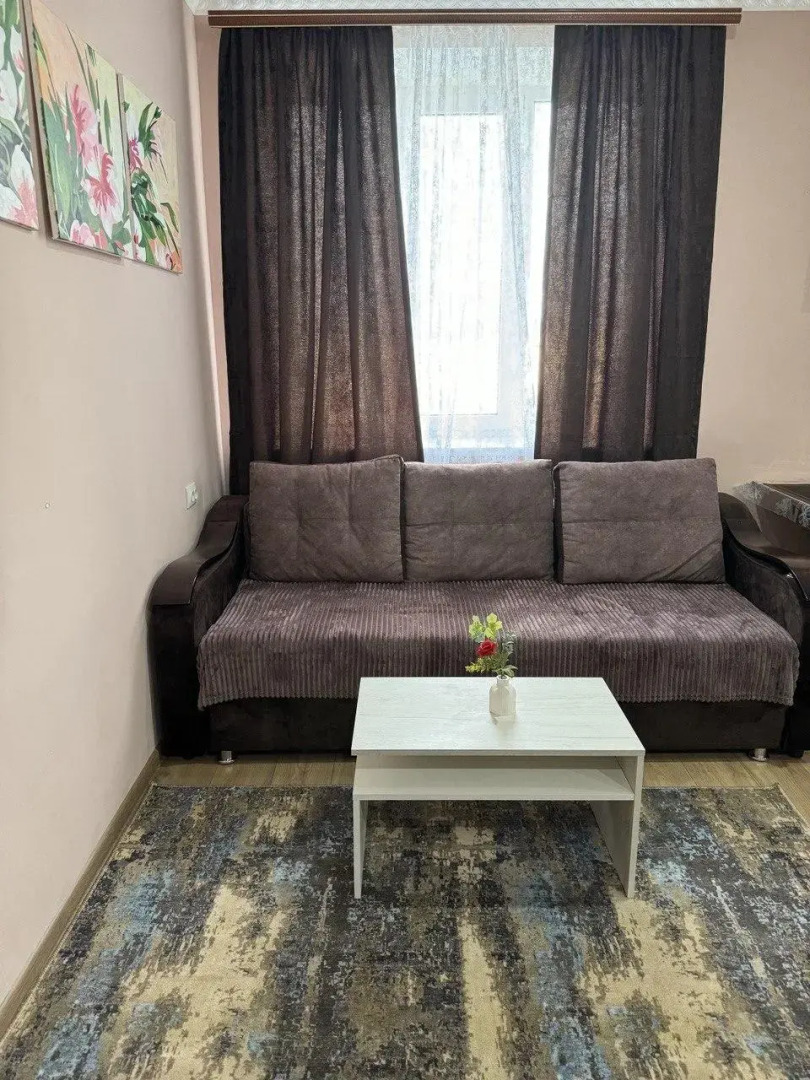 Апартаменты на улице Согласия