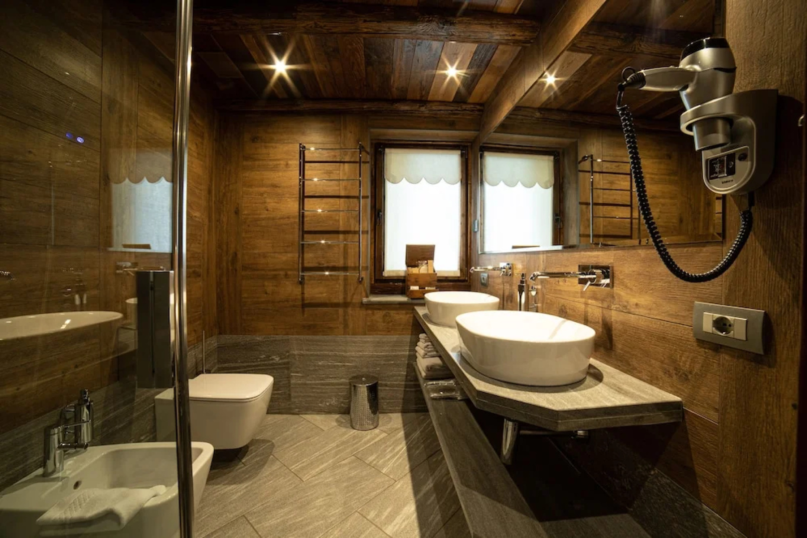 Café Quinson Relais de Charme