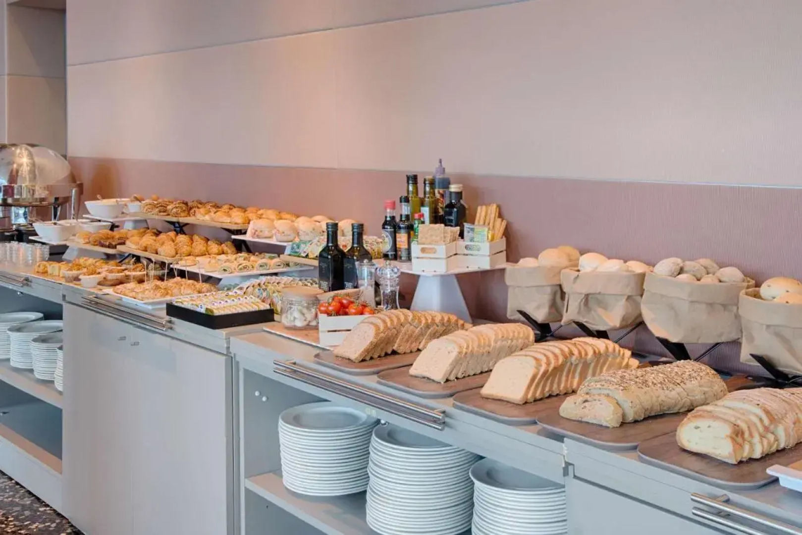 Отель NH Venezia Laguna Palace