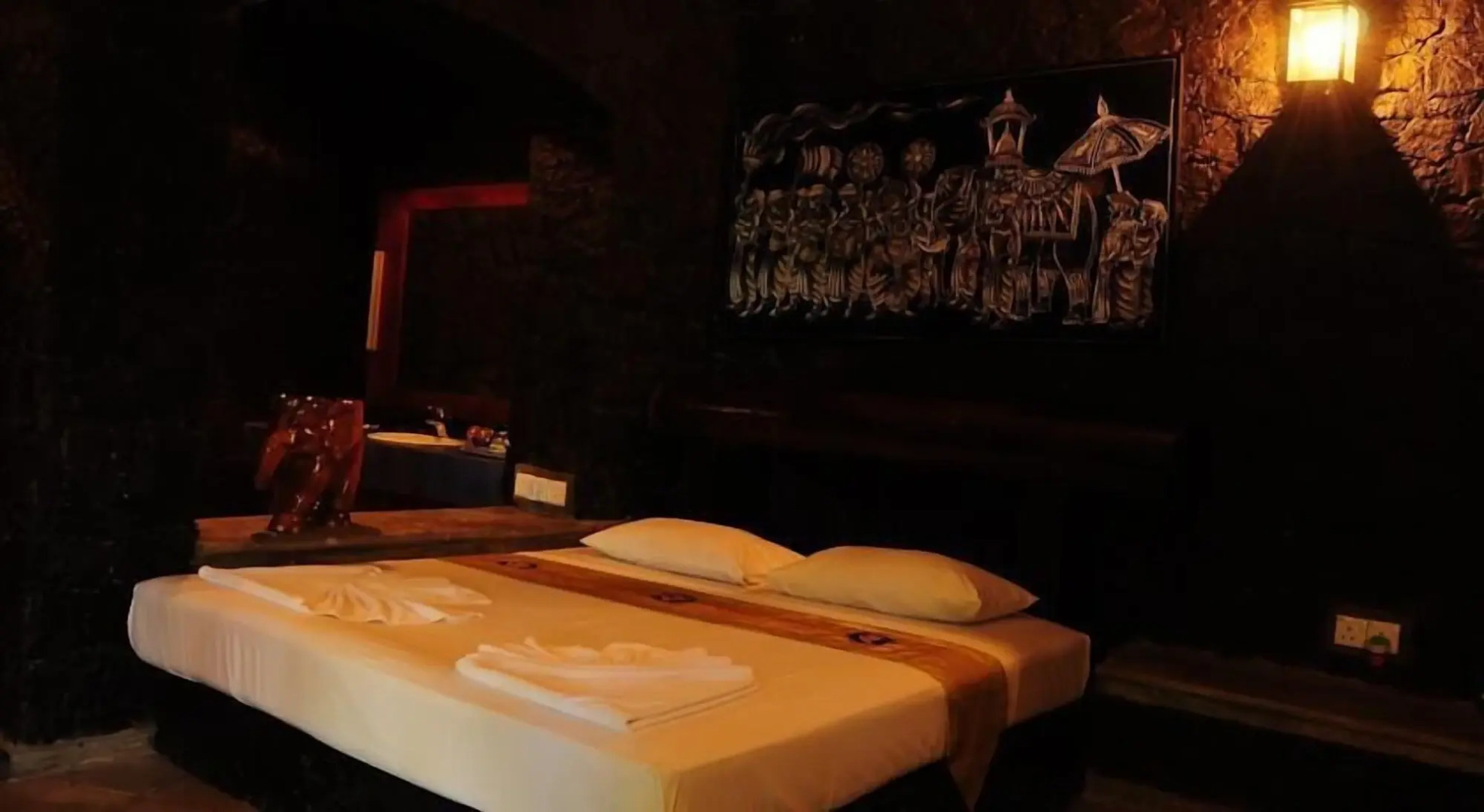 Boulder Garden Hotel