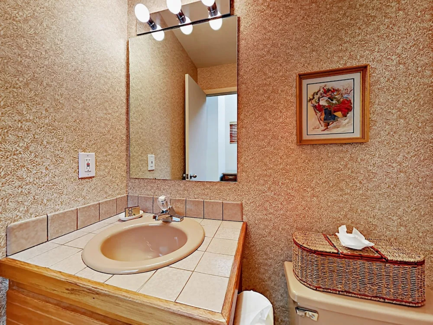 22 Wellington Ln Condo Unit 1