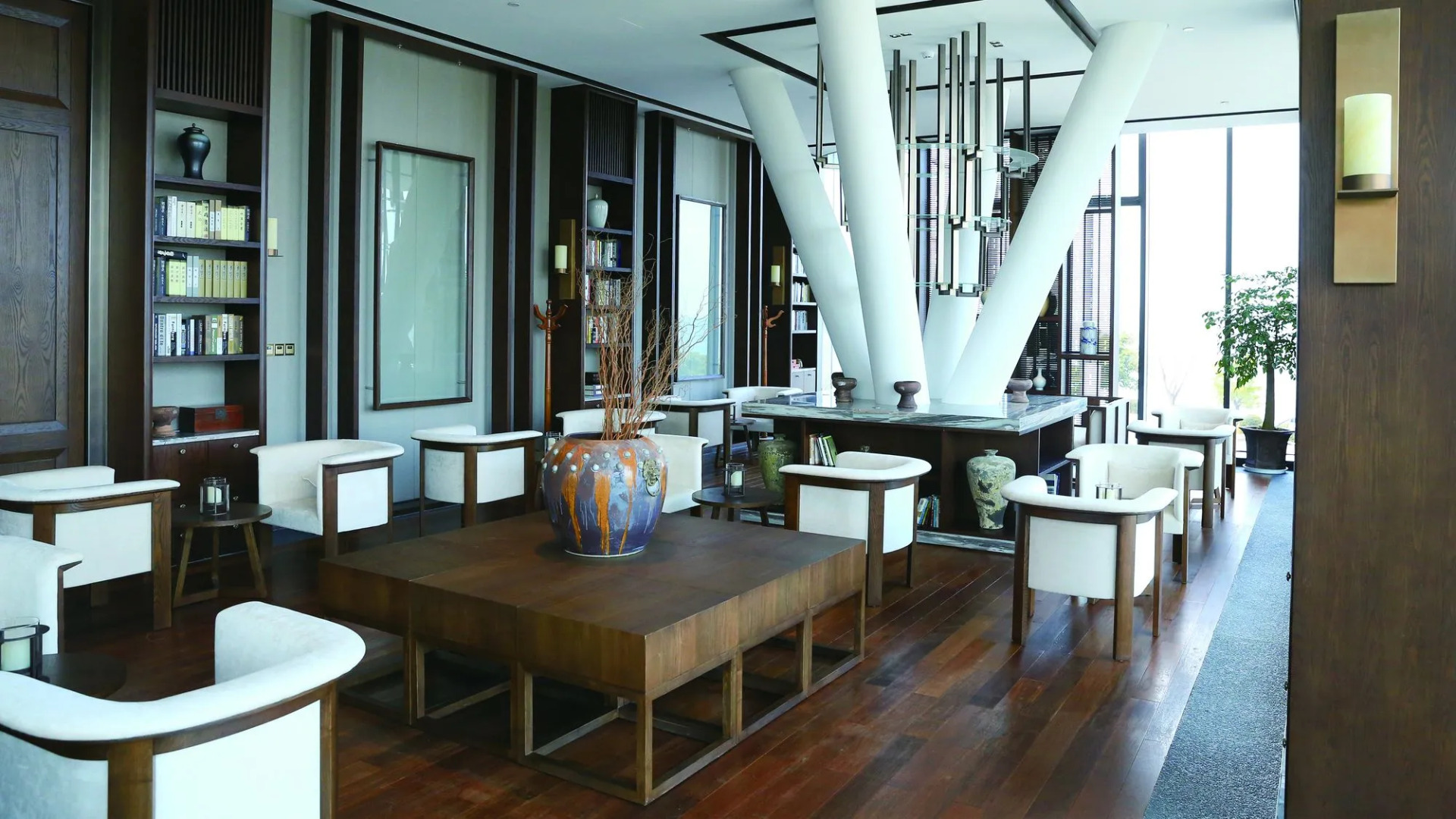 Hotel Indigo Dali Erhai by IHG