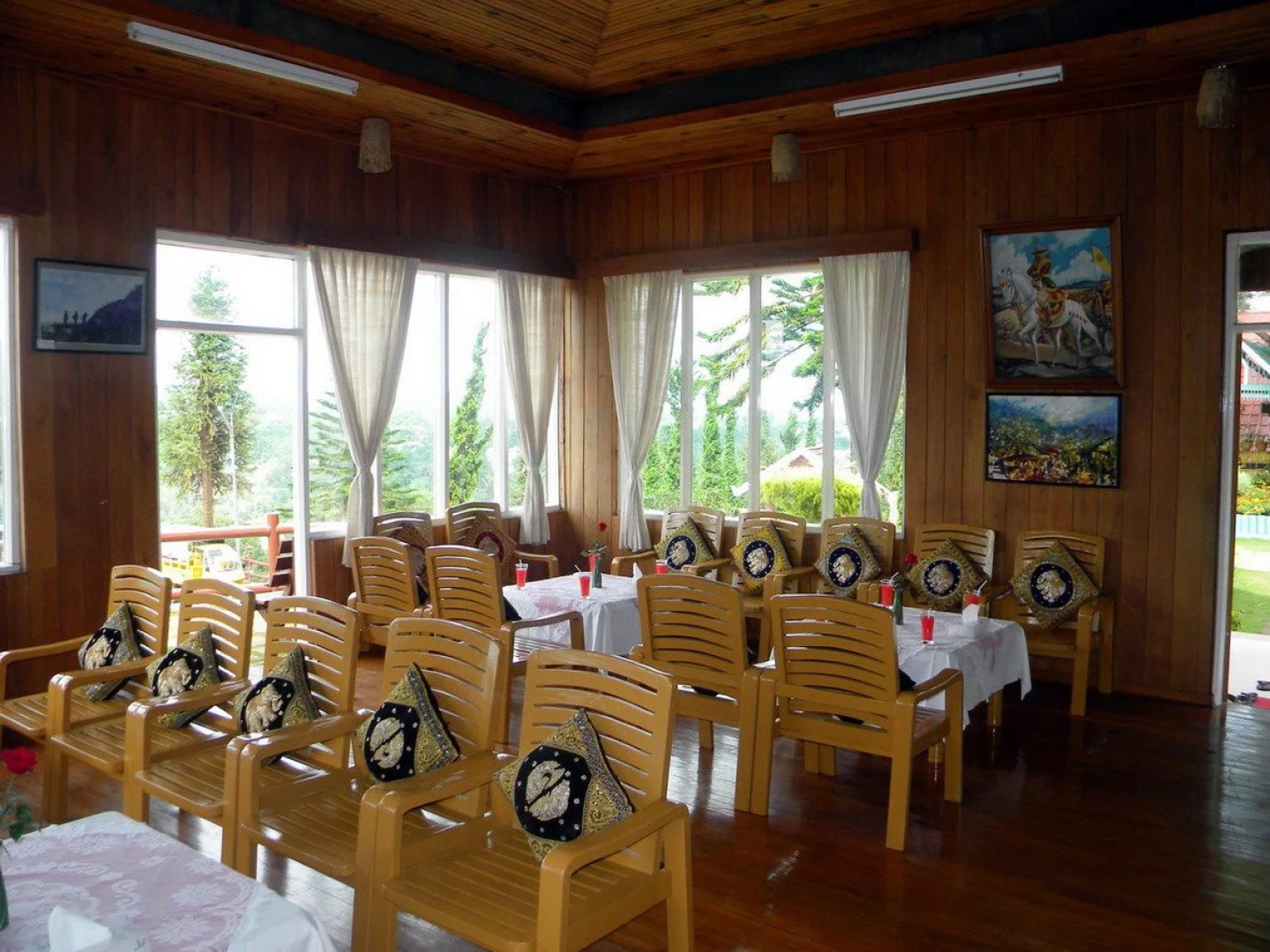 Hill Top Villa Hotel