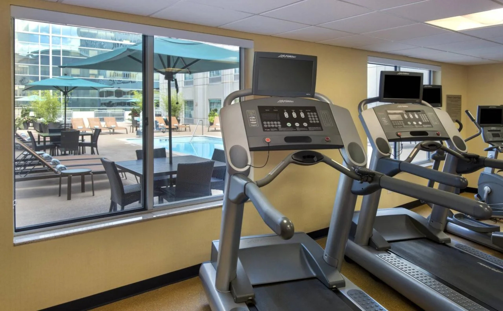 Courtyard by Marriott Charlotte City Center