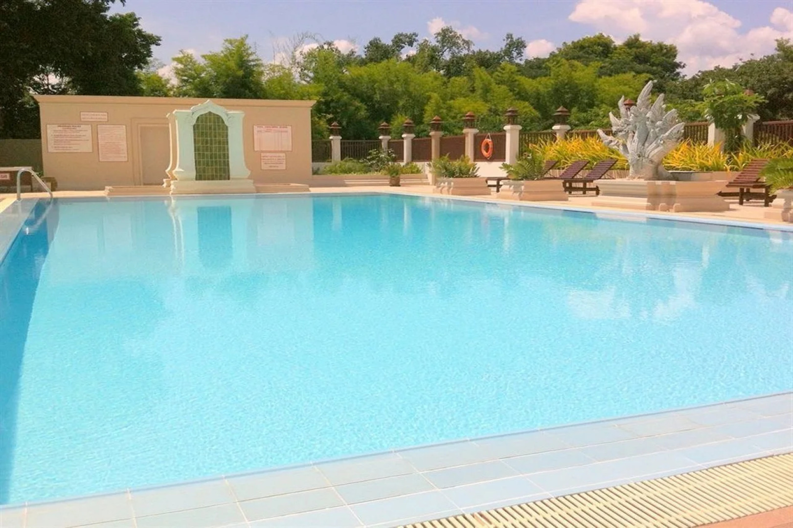 Chiang Mai Plaza Hotel