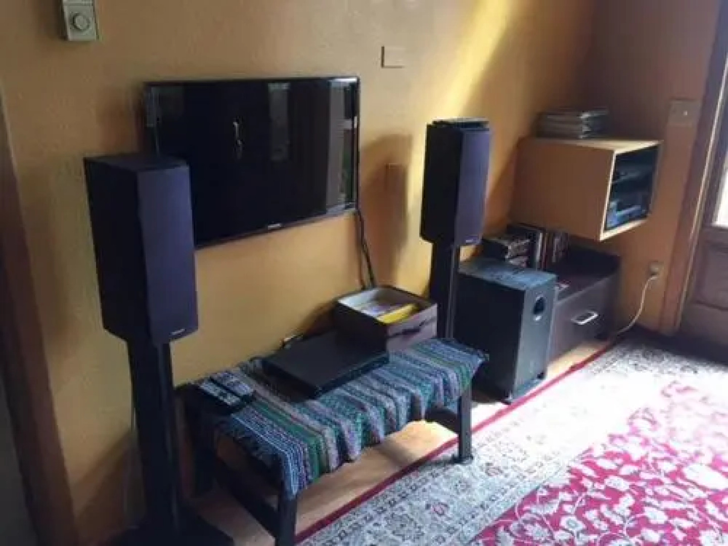 Waveseeker, Homes at White Salmon