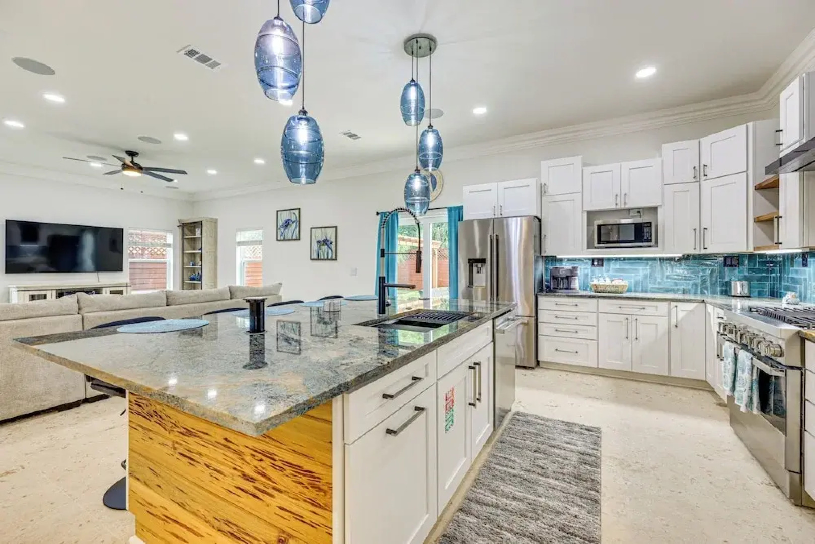 'the Blue Oasis' Jax Beach Gem w/ Coastal Charm!