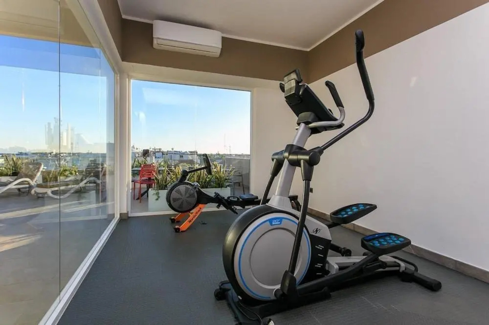 Brand New Apartment Quinta Avenida