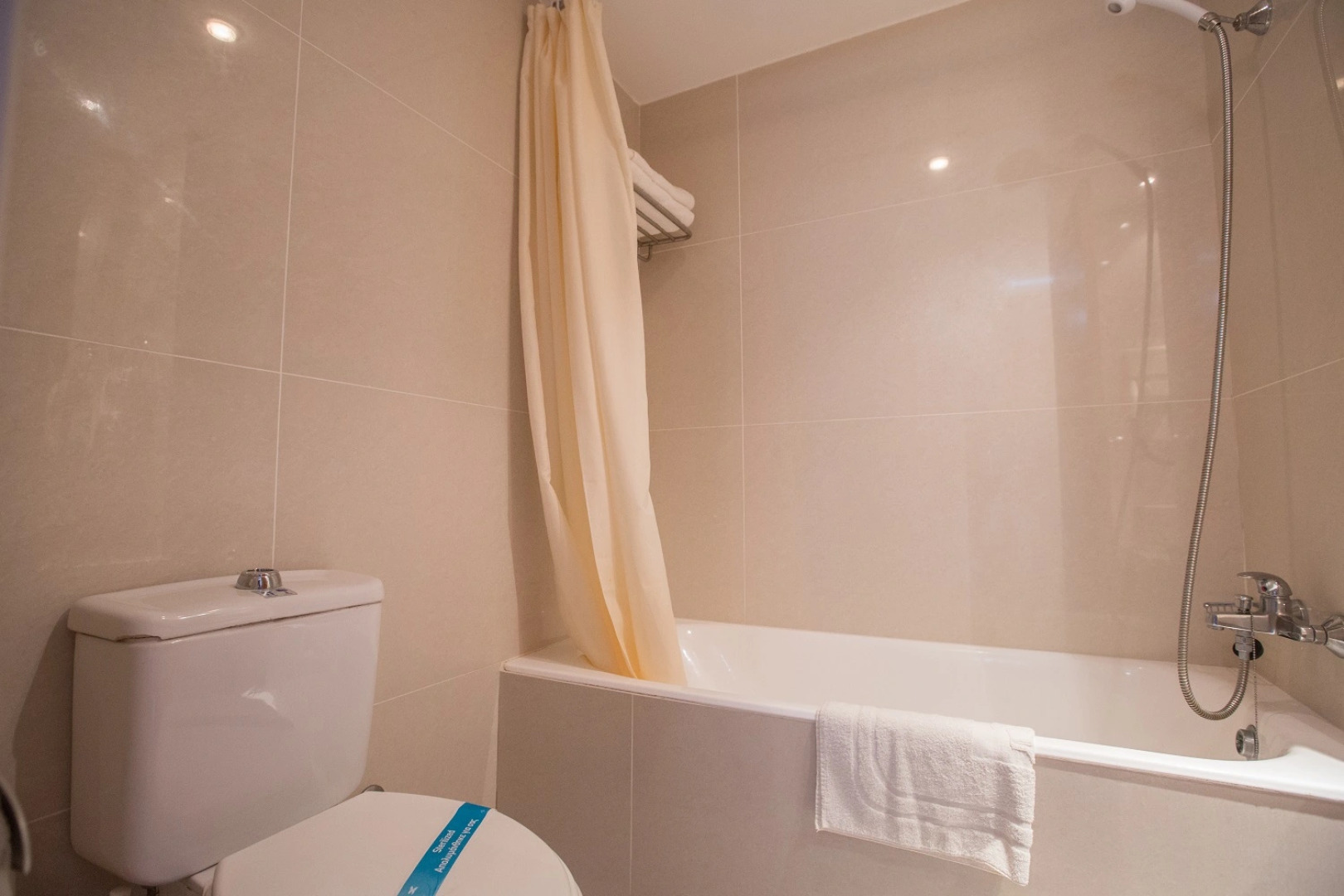 Tsokkos Gardens Hotel & Apartments