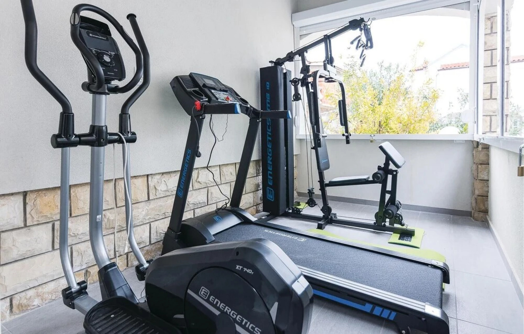 Beautiful Home in Vir With Wifi and 5 Bedrooms