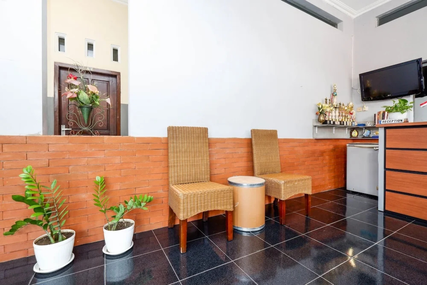 SPOT ON 2209 Solo Point Syariah