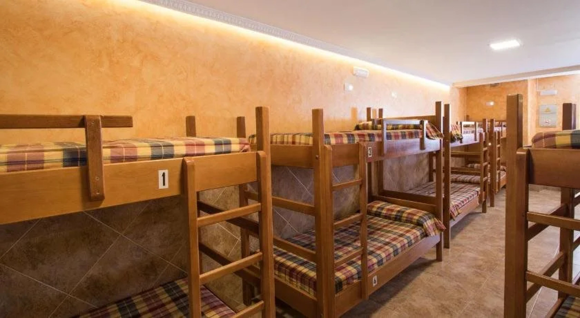 Albergue De Peregrinos Cuatro Cantones