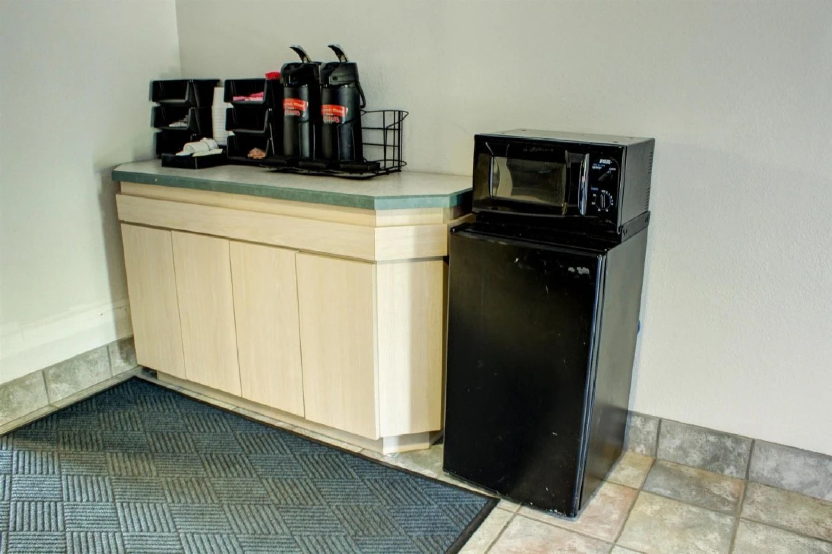 Americas Best Value Inn - Knoxville East