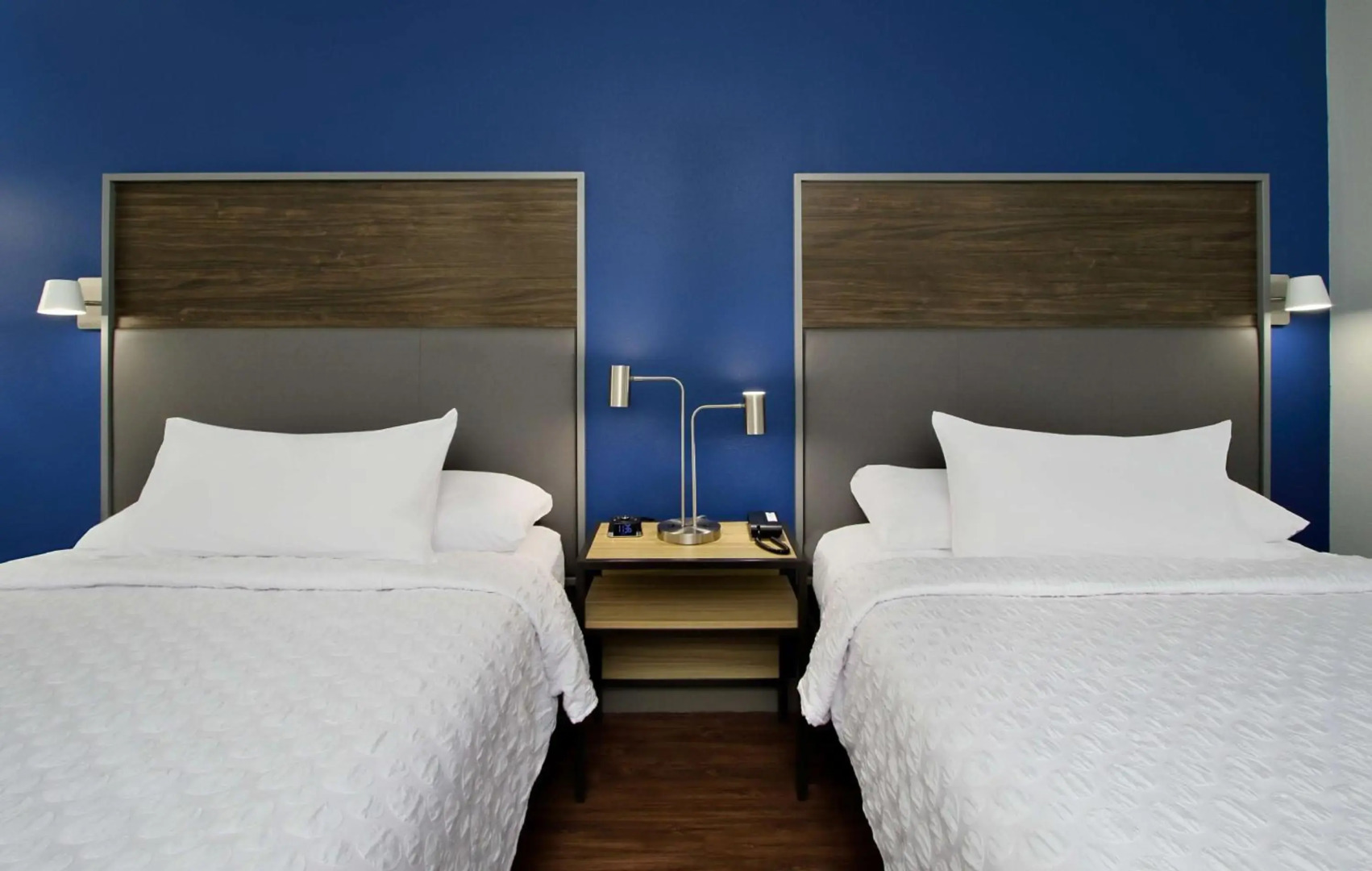 Tru by Hilton Mobile