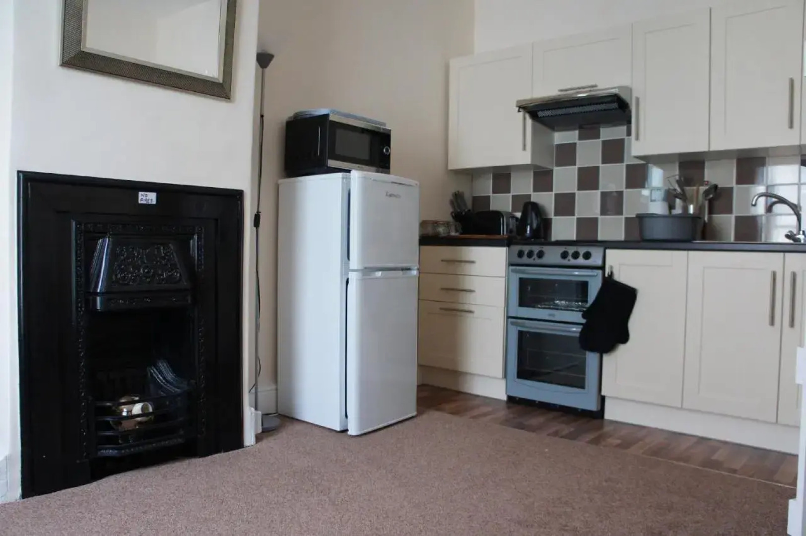 No. 2 Smith Cottages