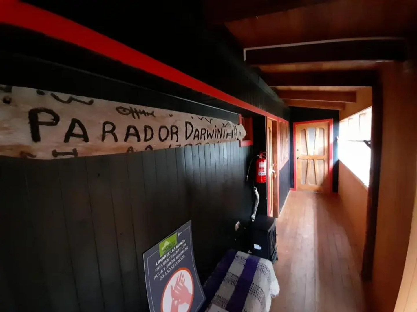 Parador Darwin Hostal