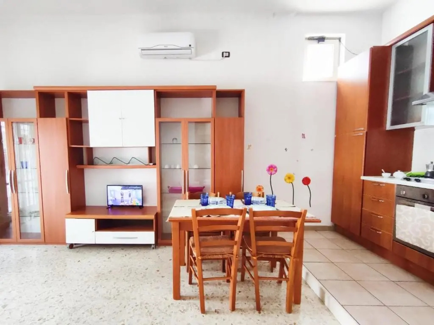 HOME Fusaro - 500 m dalla stazione treno - Affitti Brevi Napoli