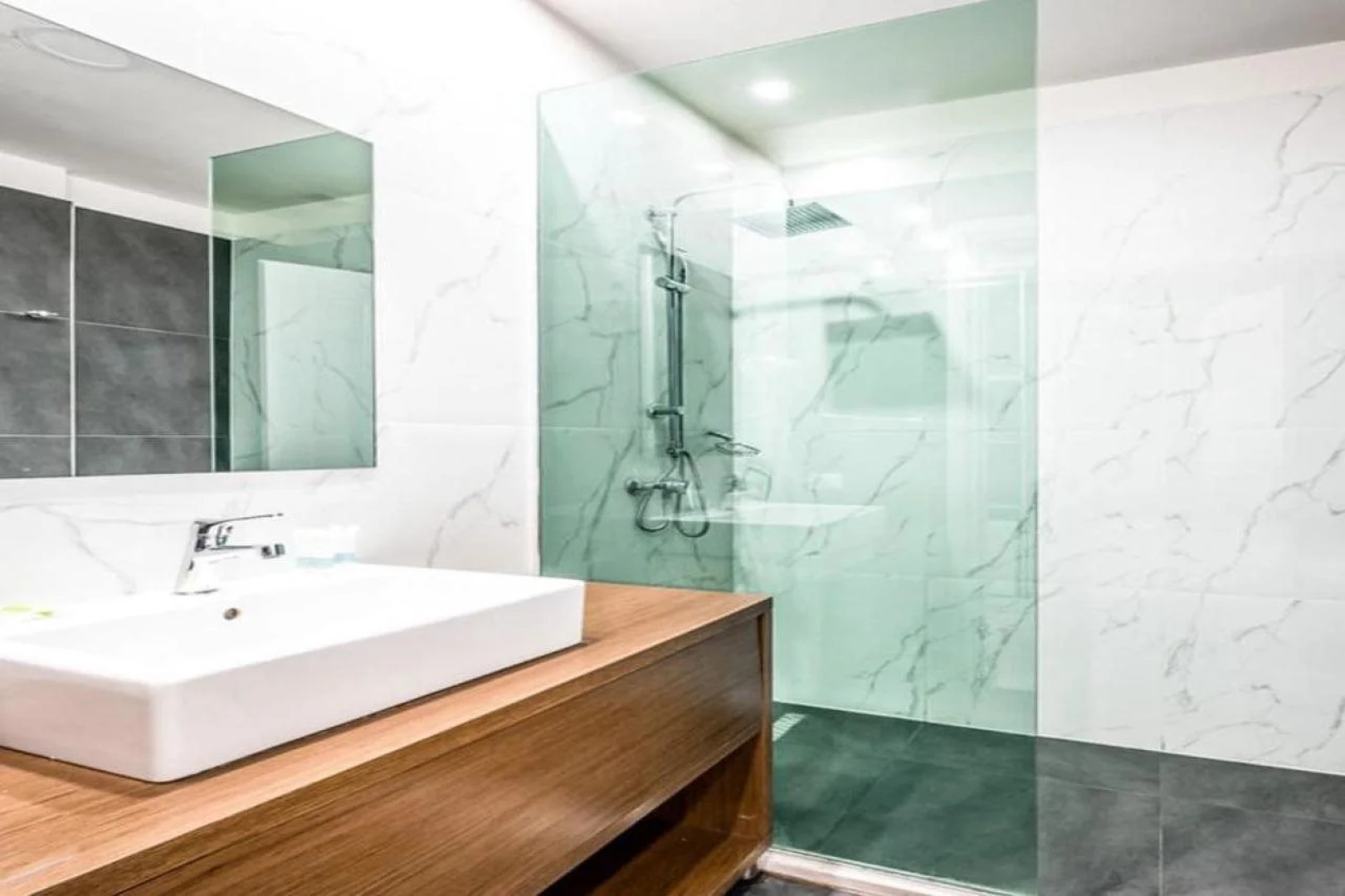 Vh Belmond Durres Hotel & Beach Side