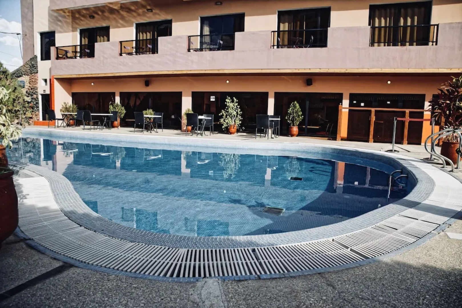 Hotel Iman