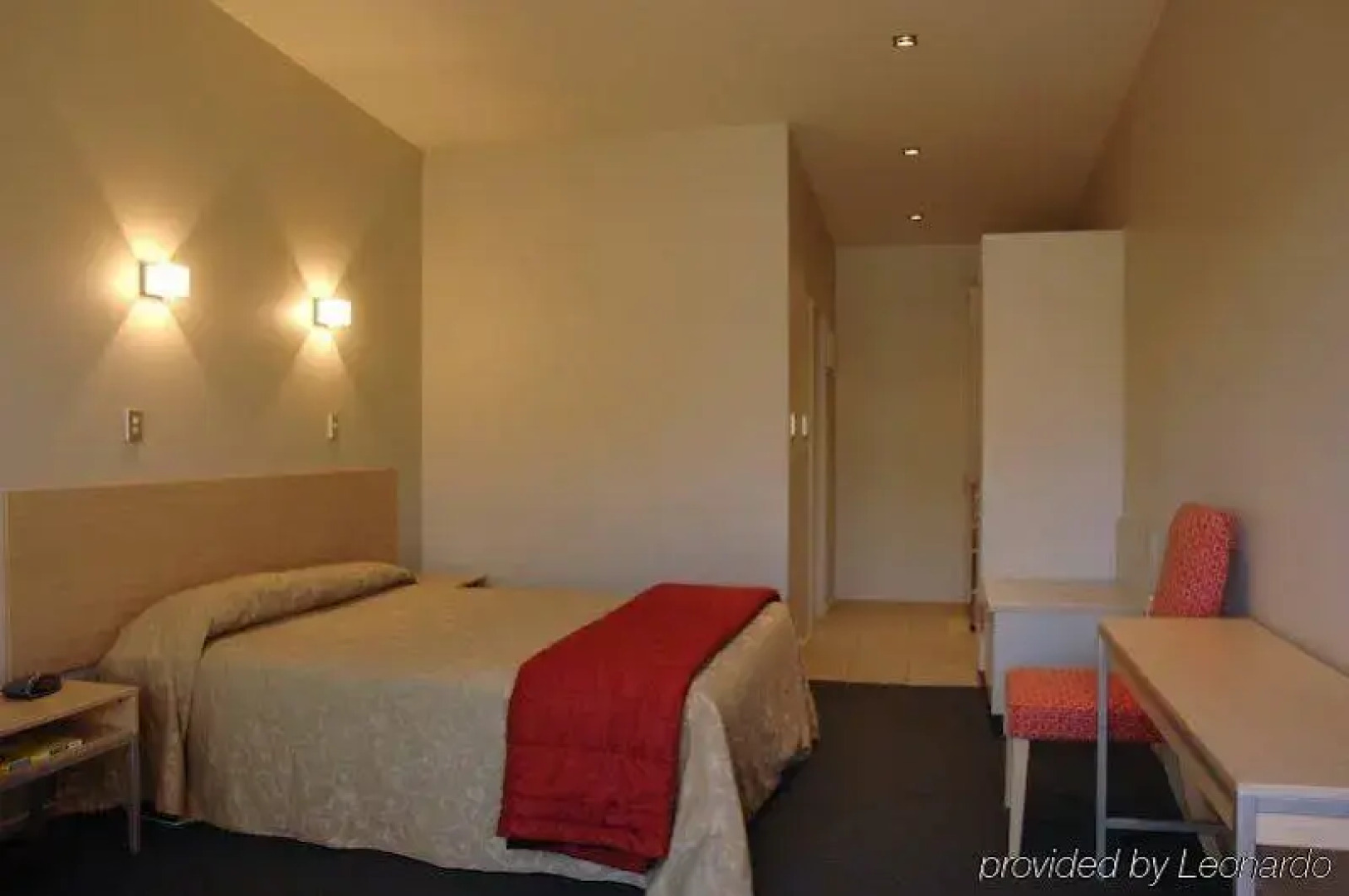 The Claremont Motels & Apartments