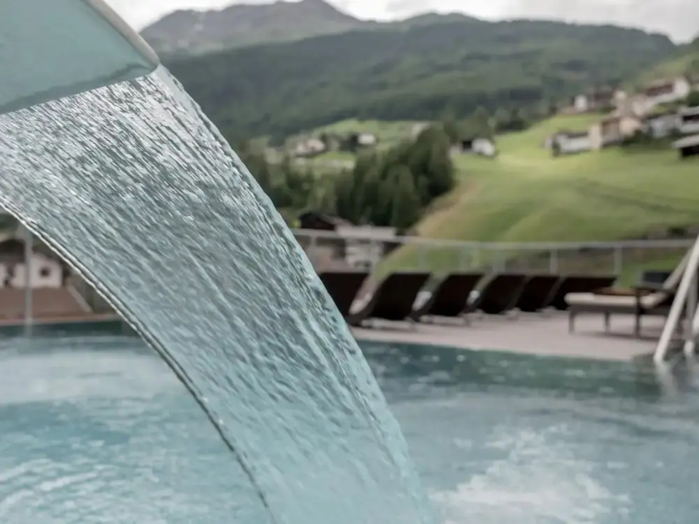 Regina’s Alp Deluxe