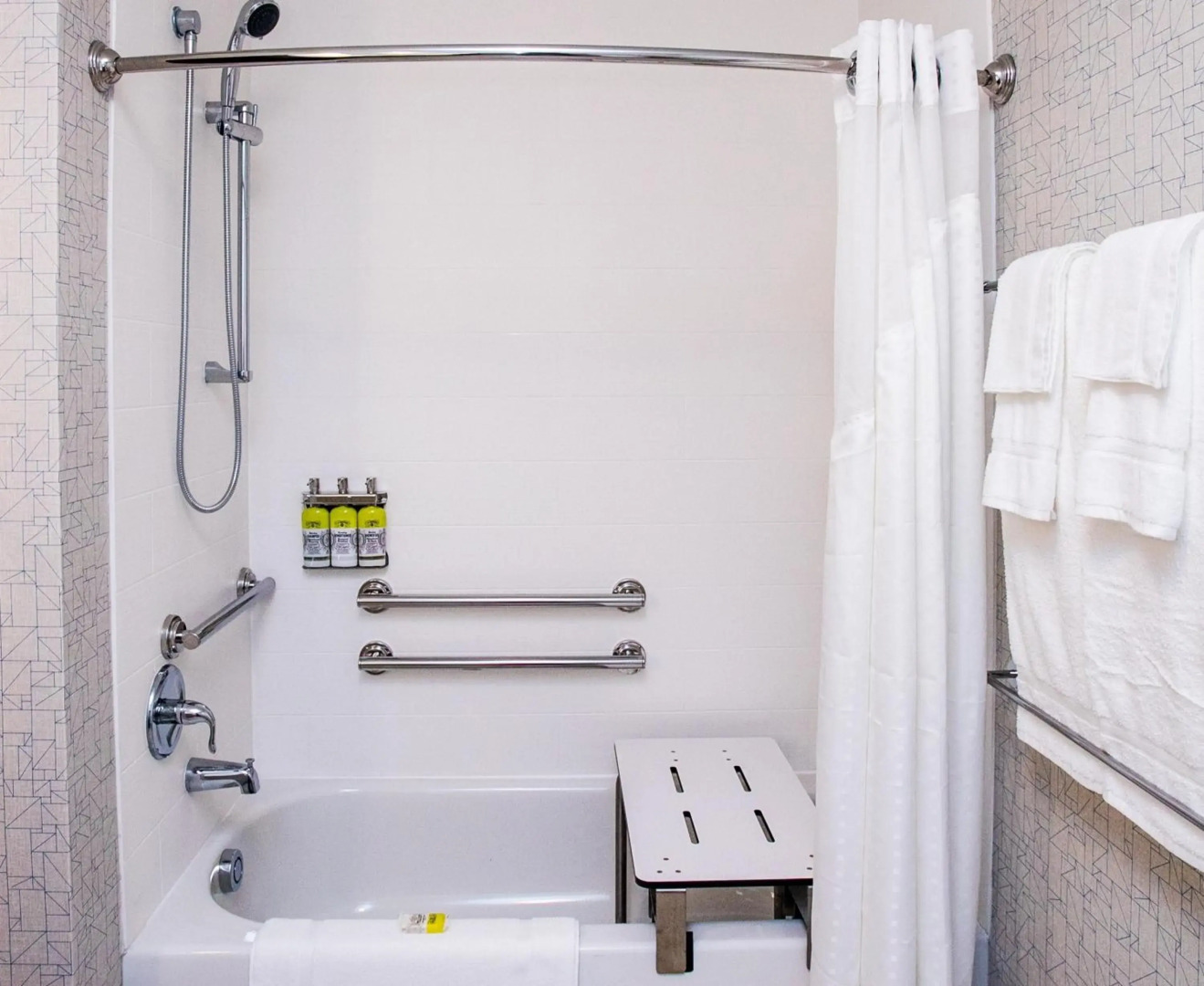 Holiday Inn Express & Suites Rehoboth Beach