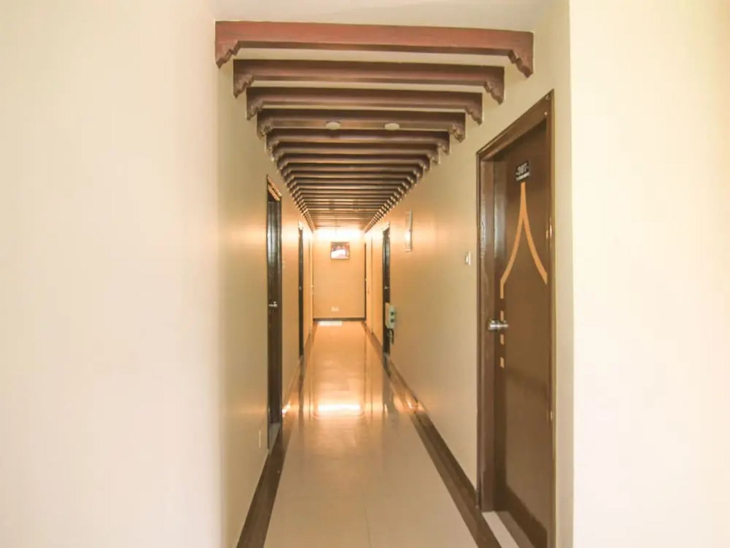 OYO 10711 Hotel NSNR Residency