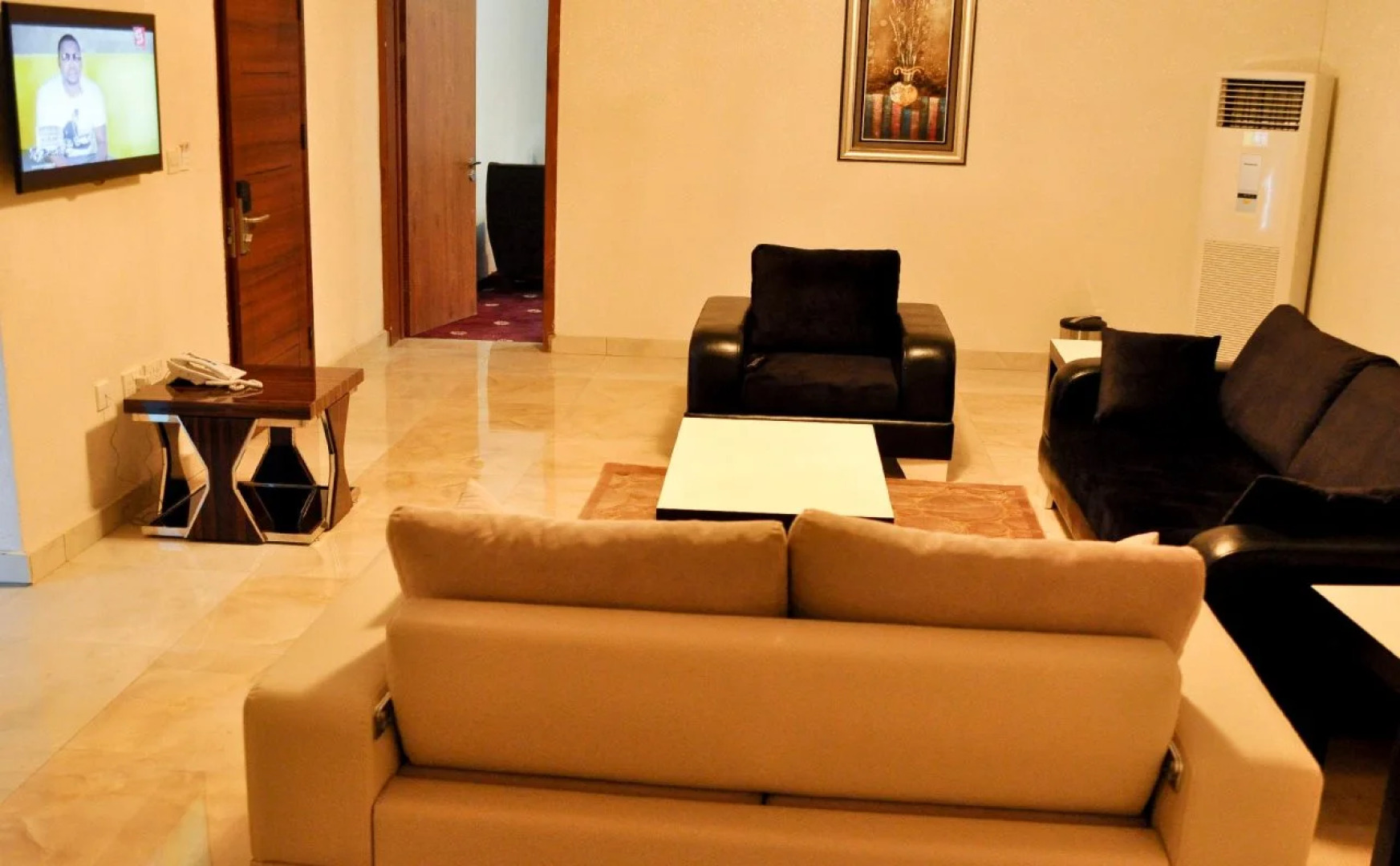 Fritz Apartments and Suites