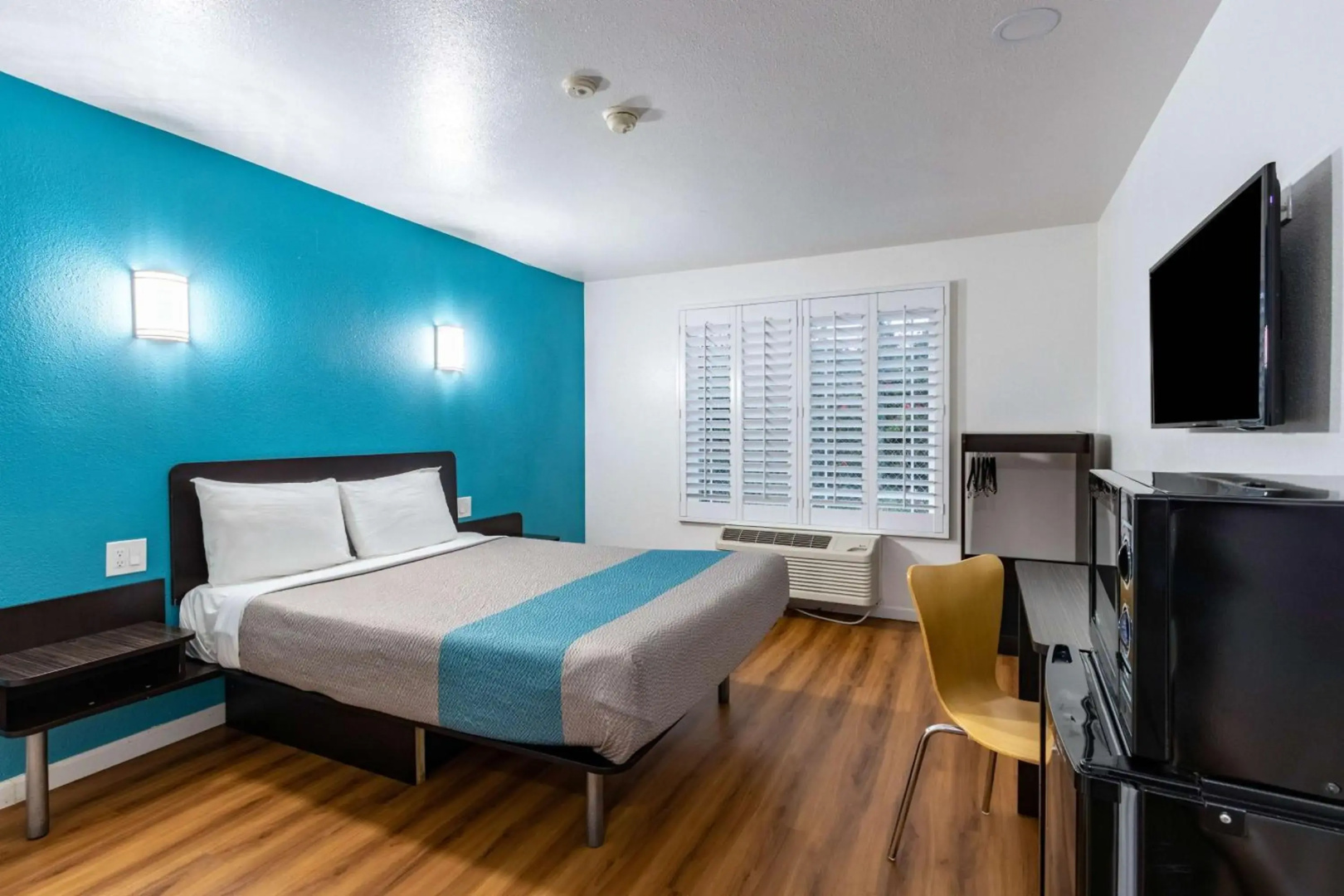 Motel 6 Fountain Valley, CA - Huntington Beach Area