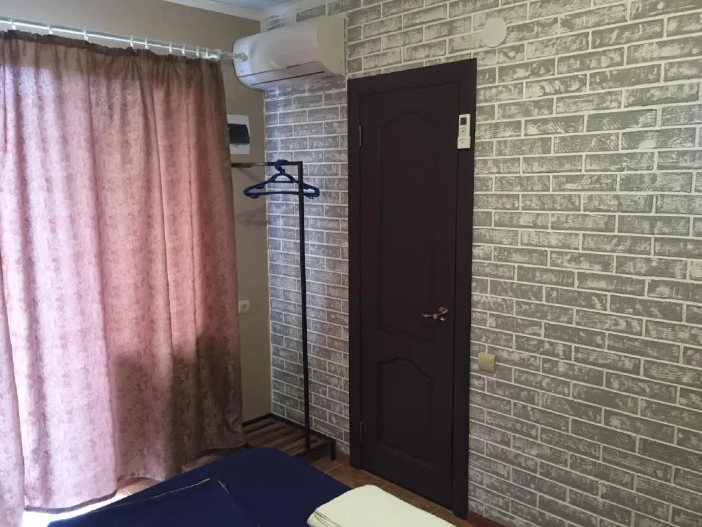 Guest House on Kiaraz 12