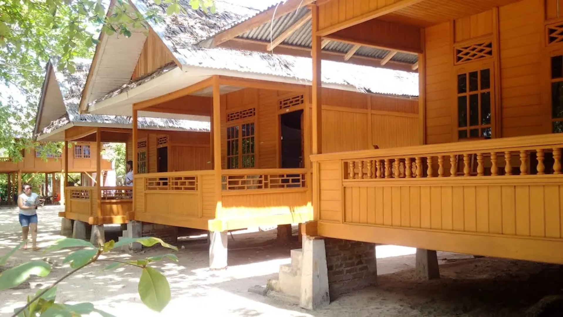 Jonaths Cottage Bunaken