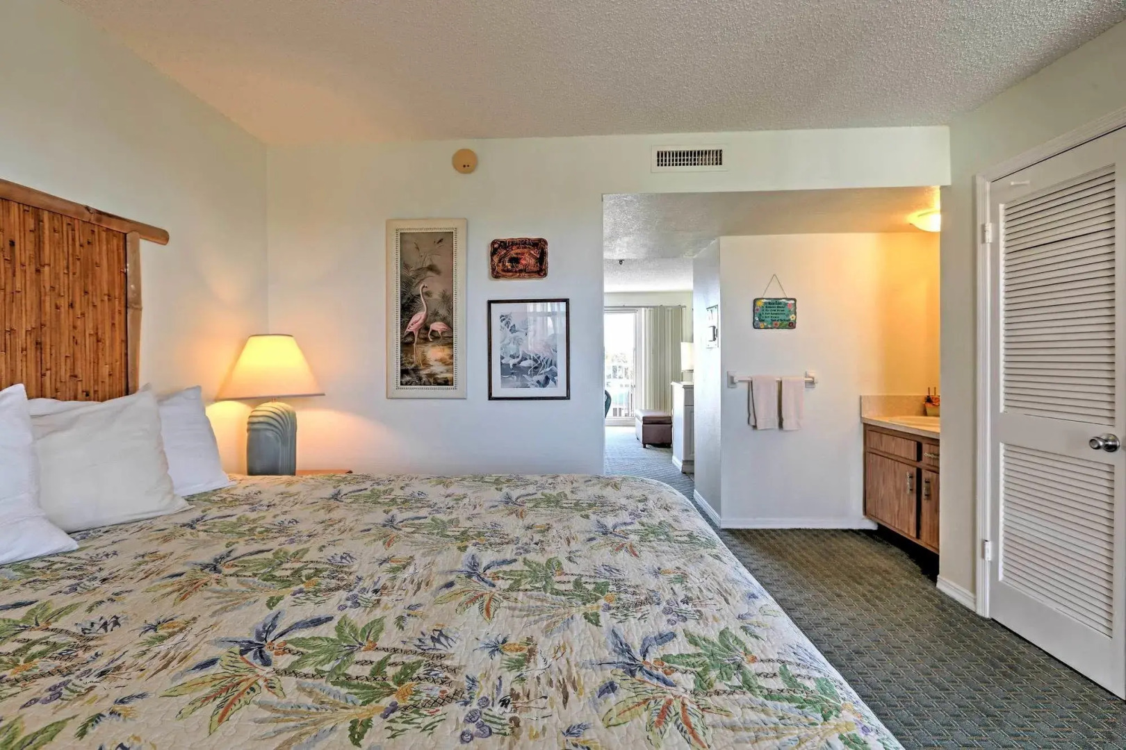 Tuckaway Shores Resort