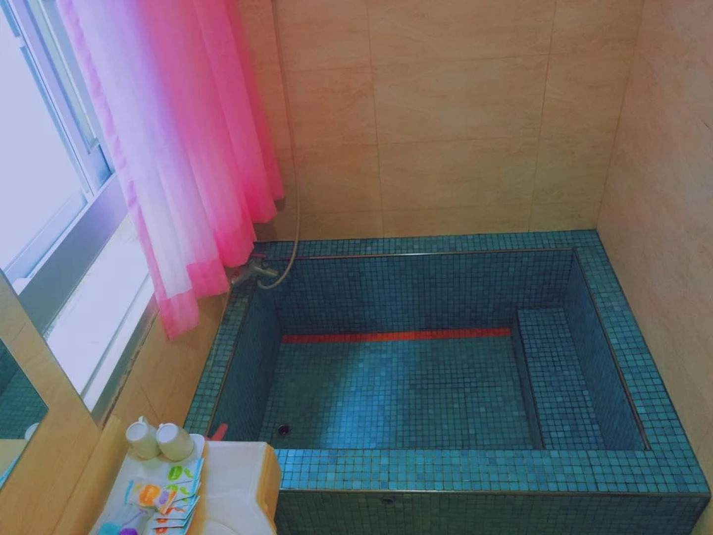 Jade Spring Hot Spring Hotel