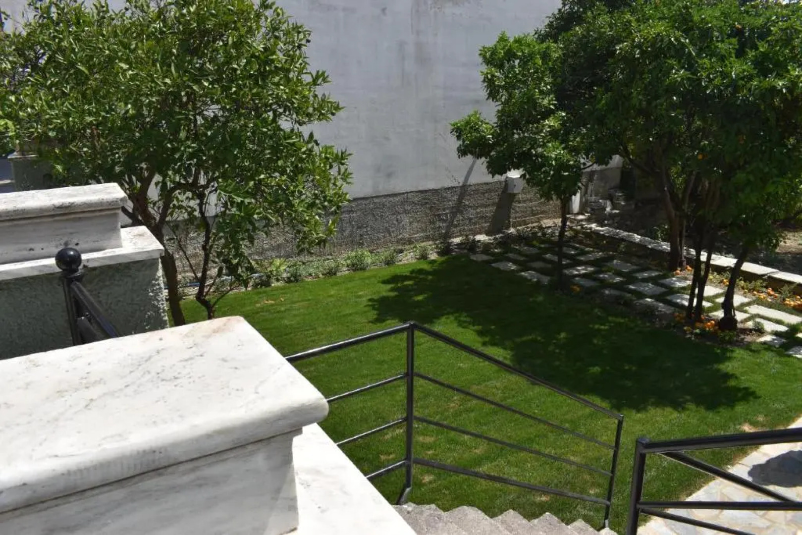 Betty's Garden House