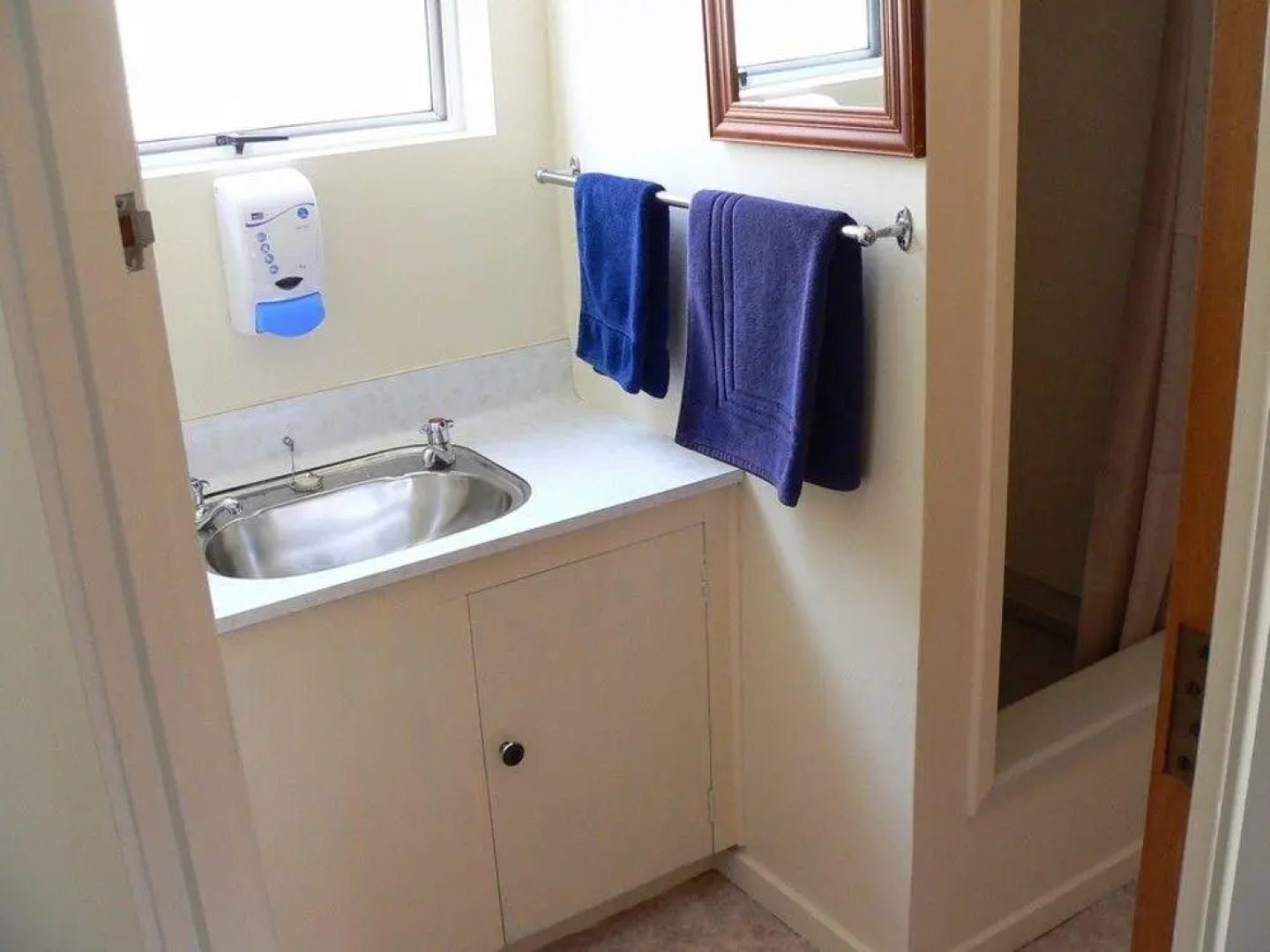 Coachmans Inn Motor Lodge