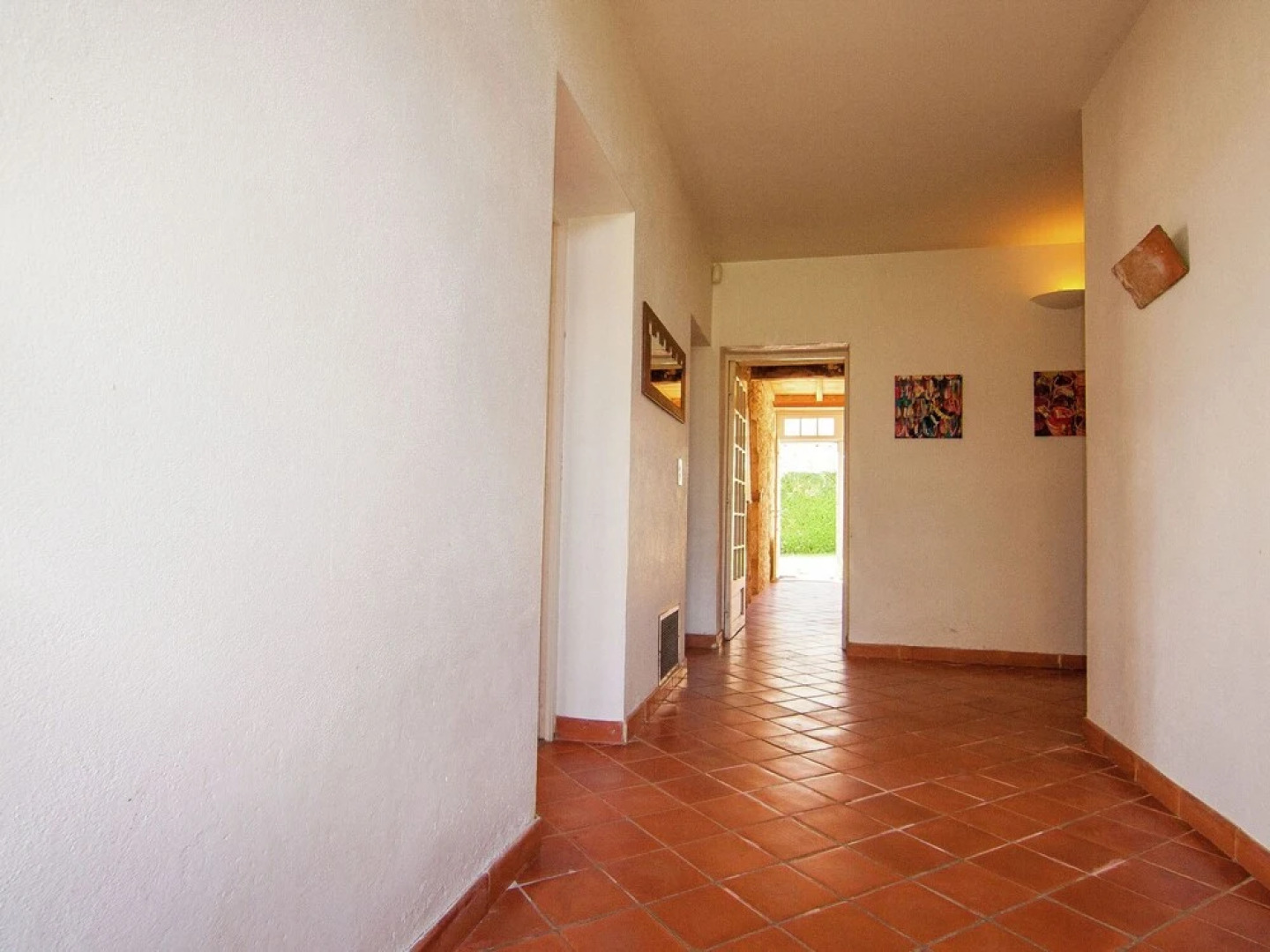 Warm Mansion with Swimming Pool in Sigoules France