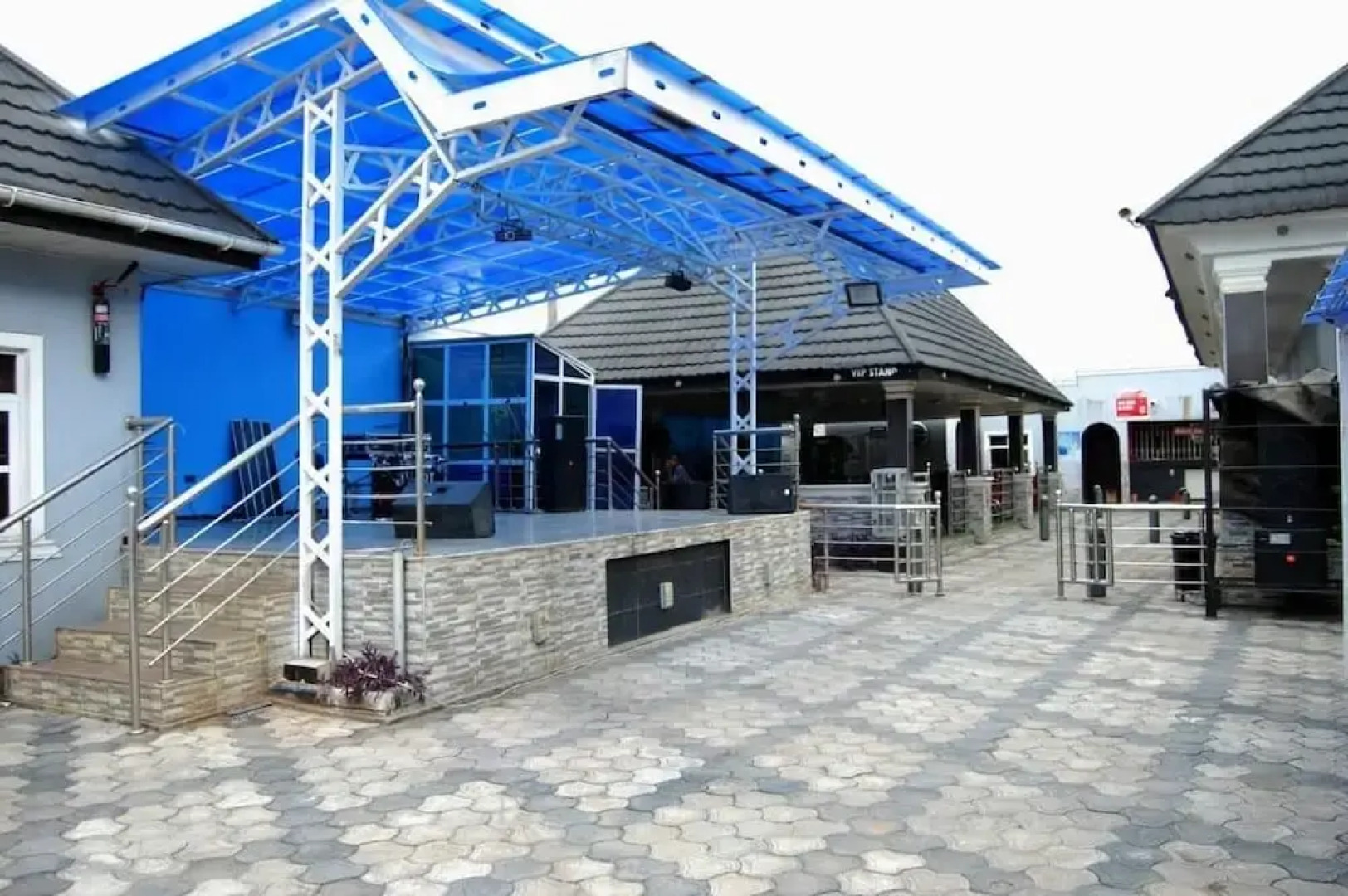 Transtell Suites & Apartments