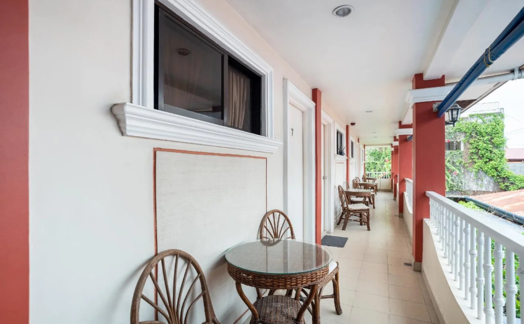 Marquis Hotel and Restaurant