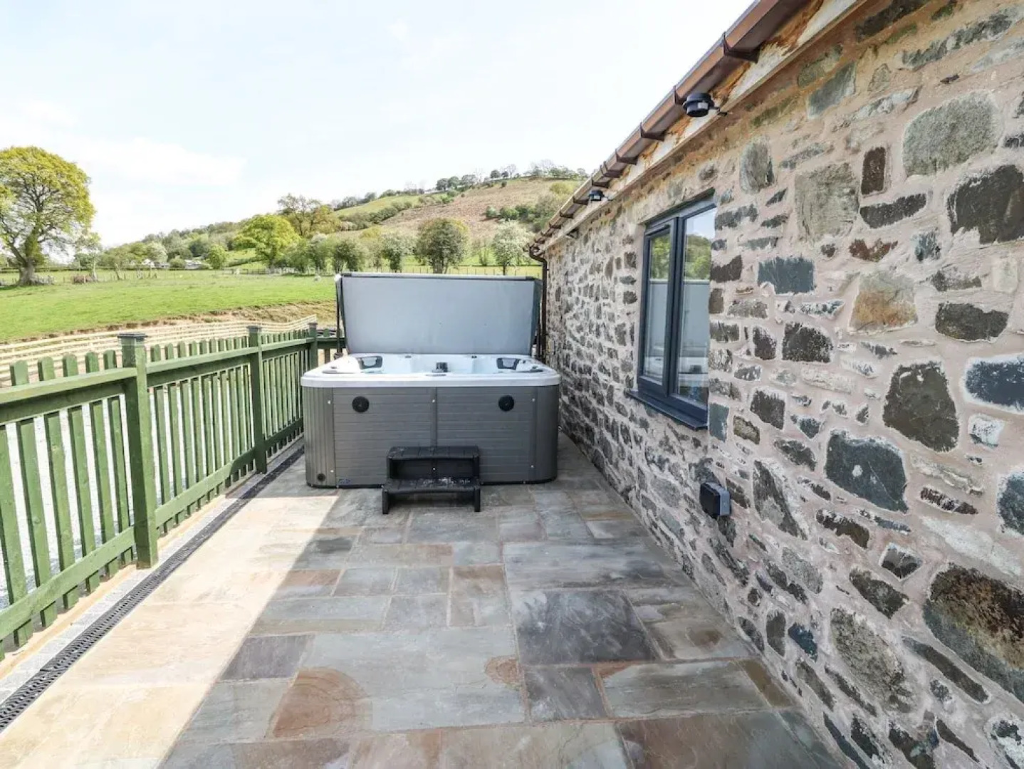 Y Granar (the Granary