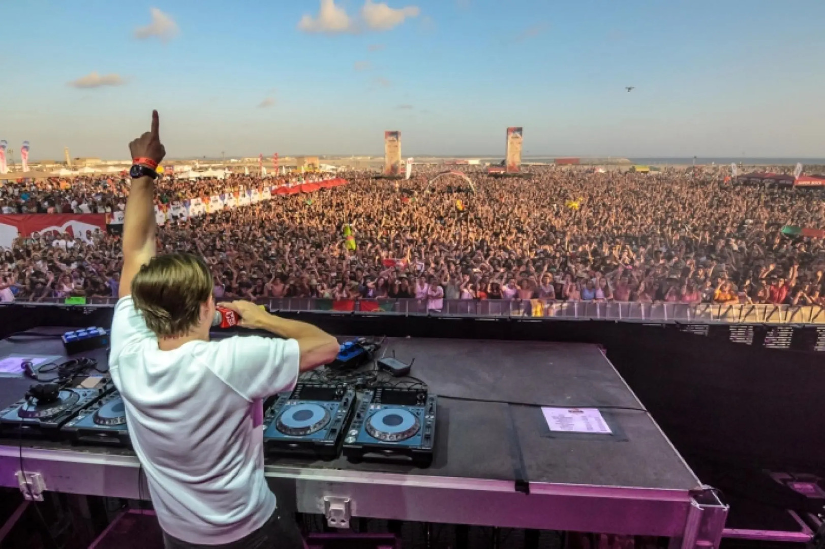 Galante Beach Apartment wi fi Private Parking