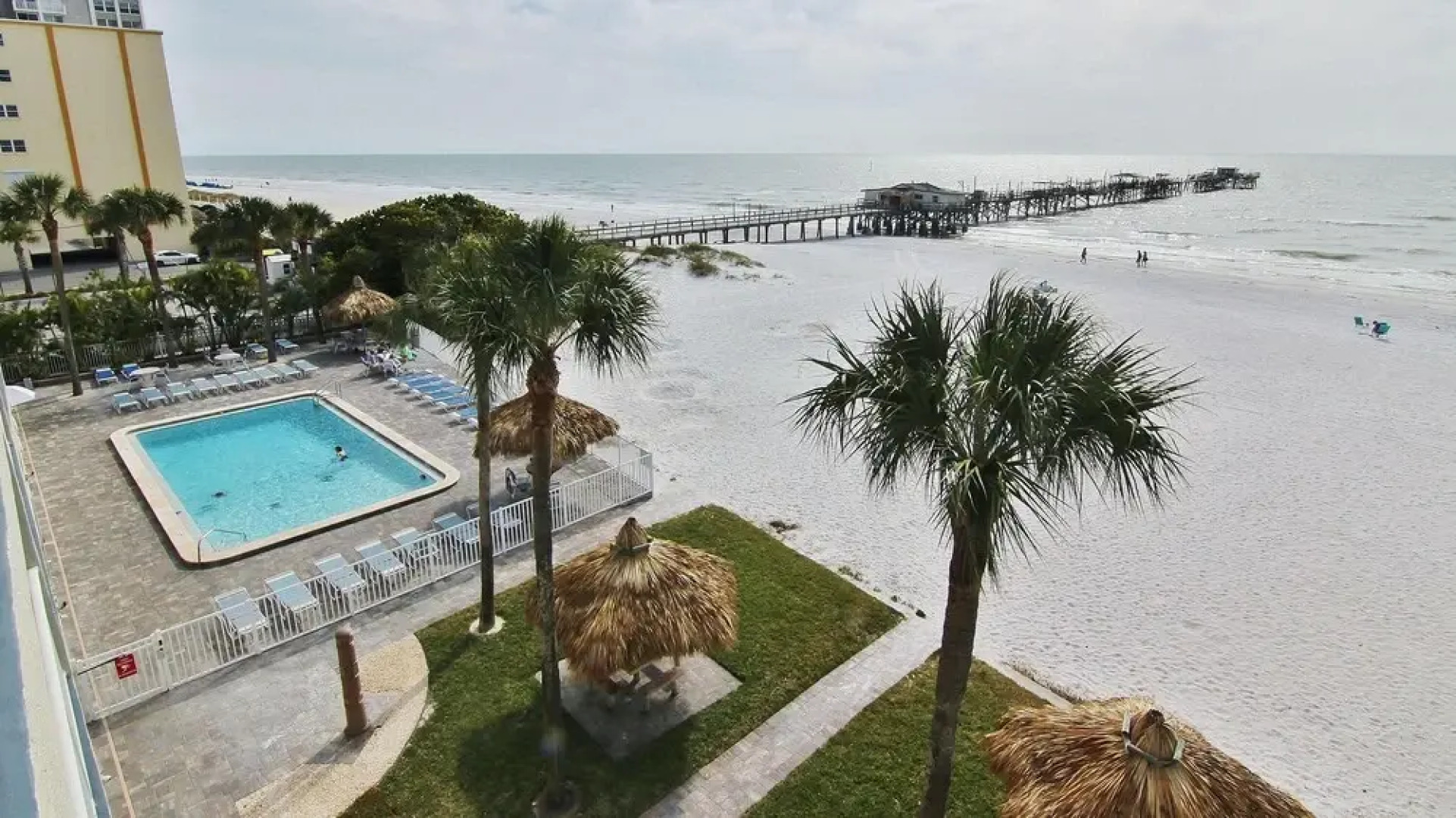 Sea Oats 307 by Teeming Vacation Rentals