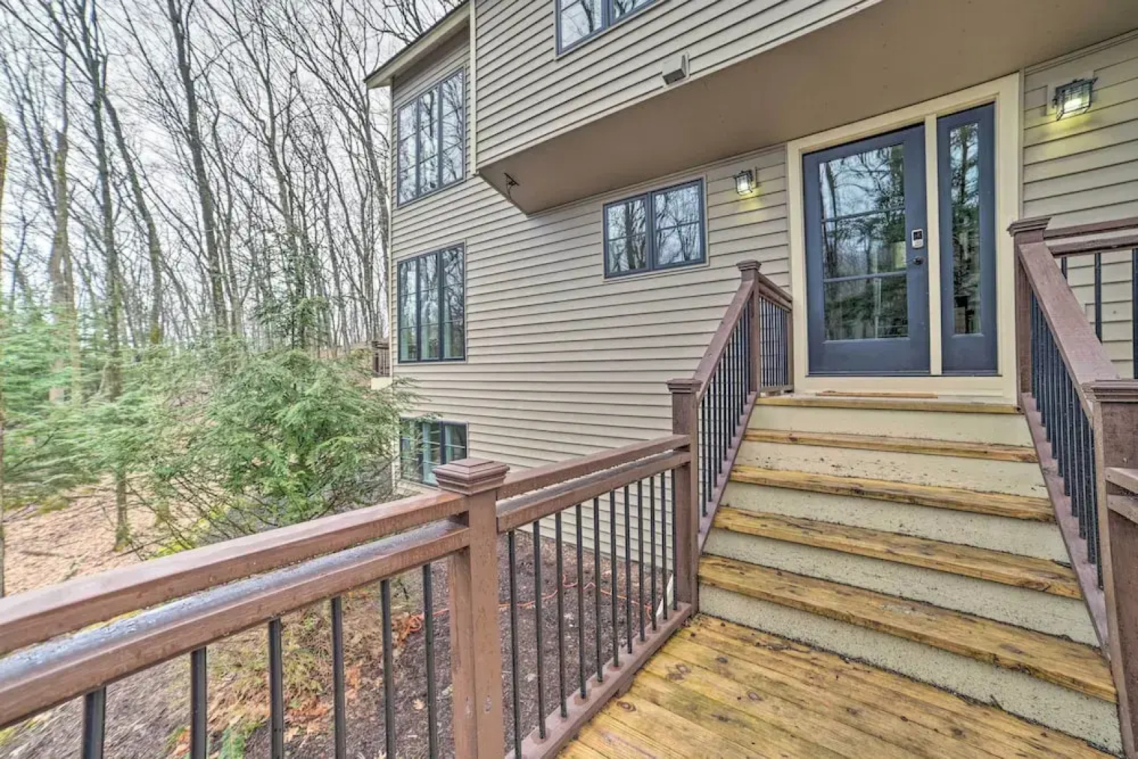 Harbor Springs Retreat ~ 5 Mi to Downtown & Beach!