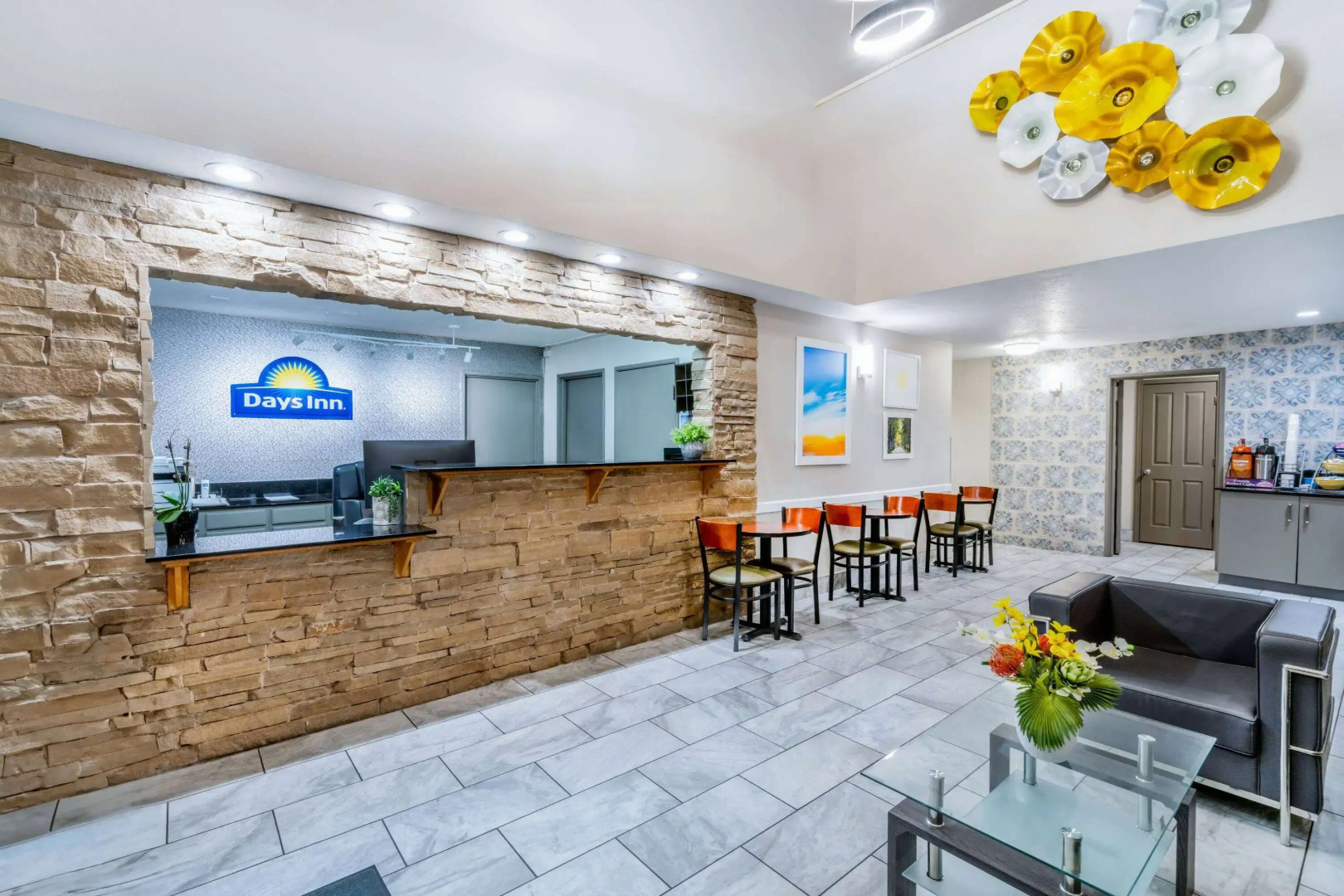 Days Inn by Wyndham Los Lunas