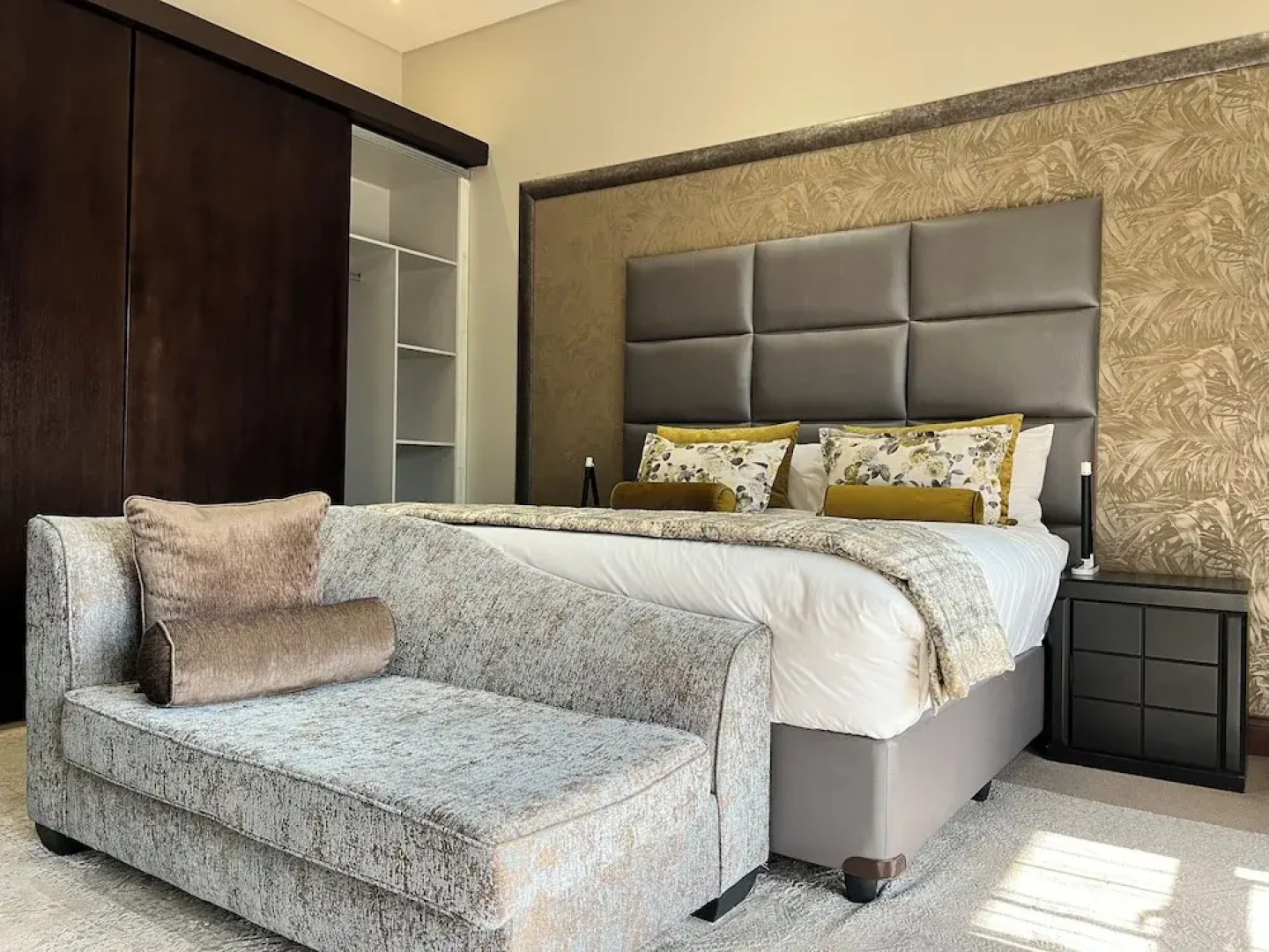 One O Eight Boutique Hotel