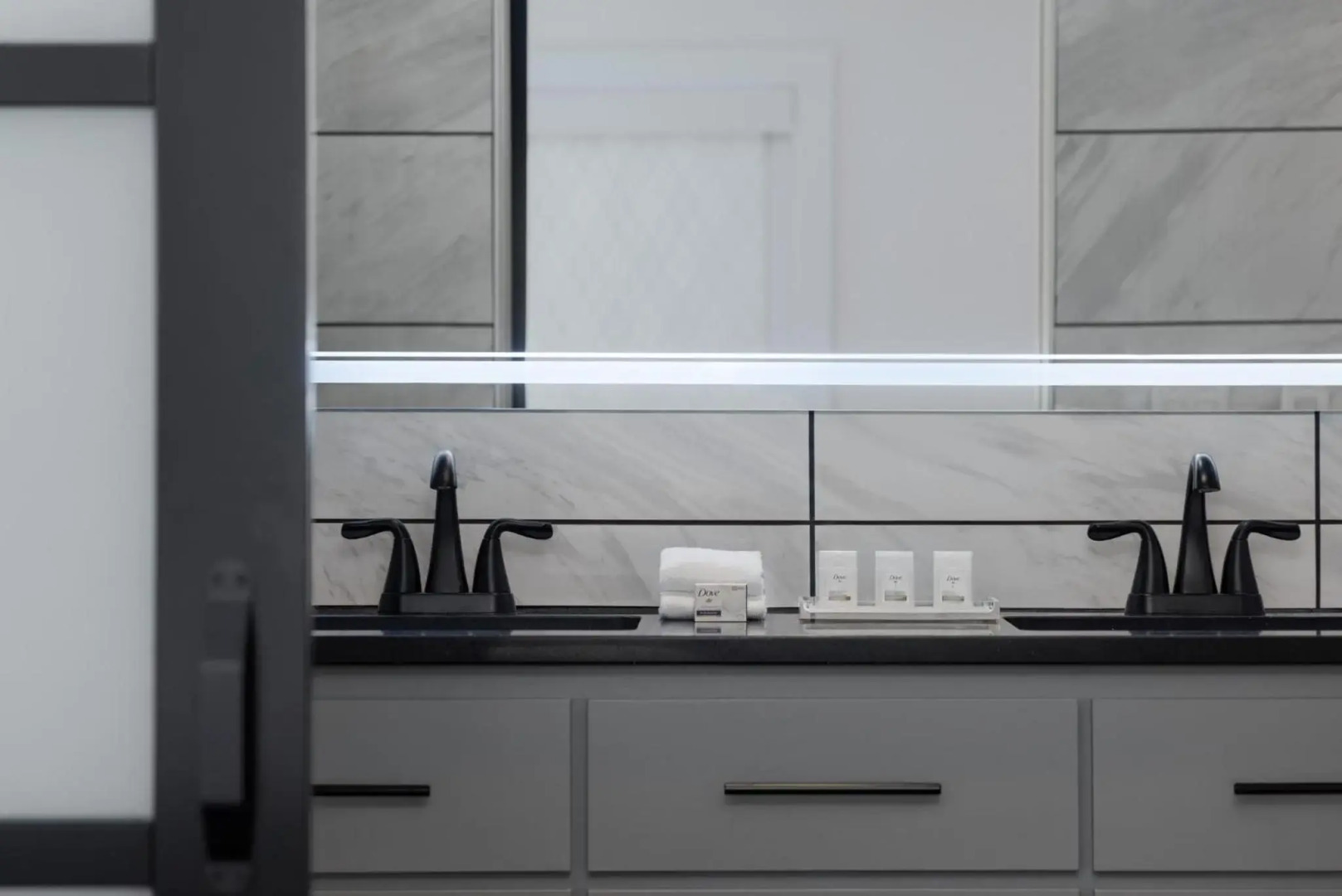 Holiday Inn Des Moines-Airport/Conf Center by IHG