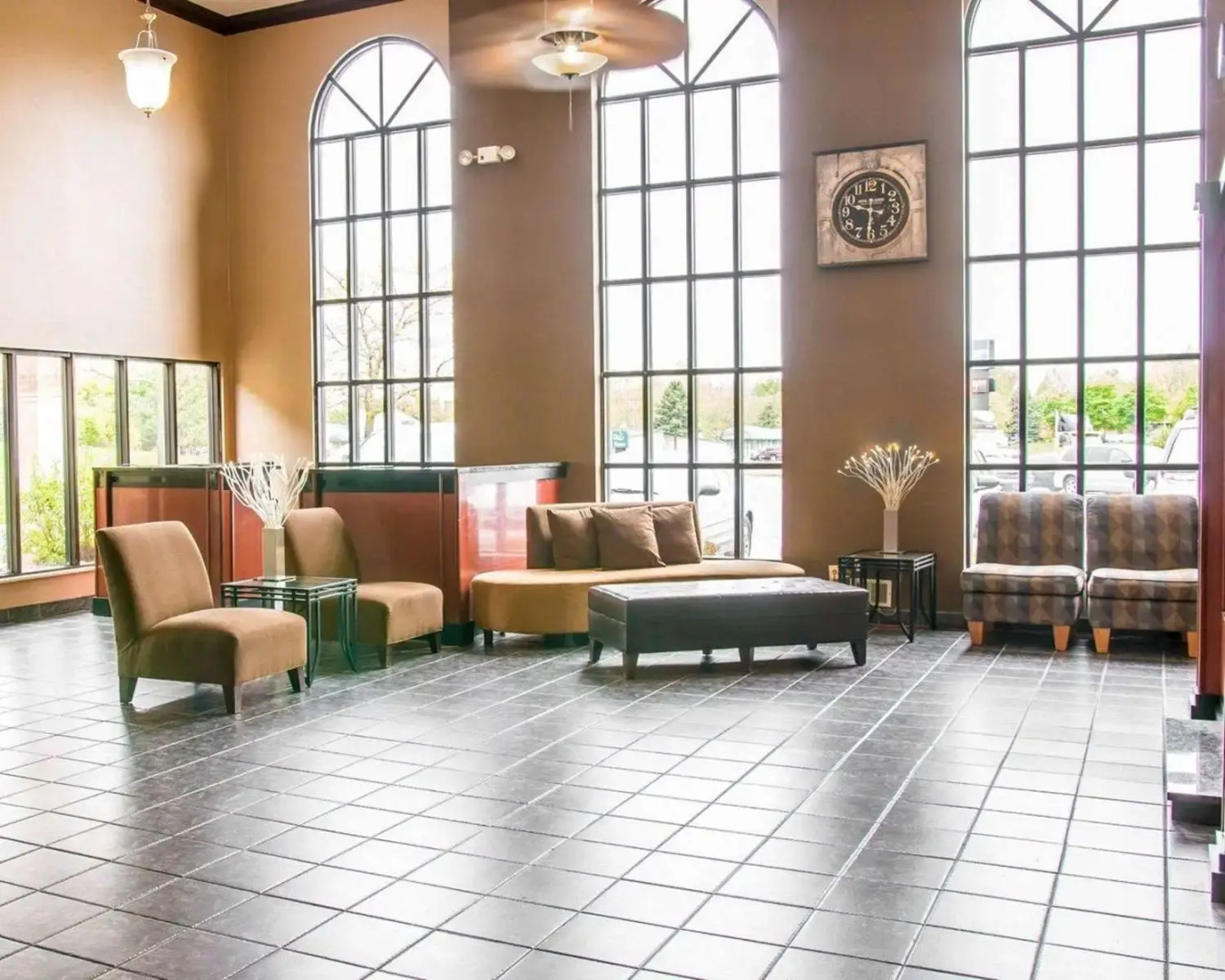 Baymont by Wyndham Flint Airport North