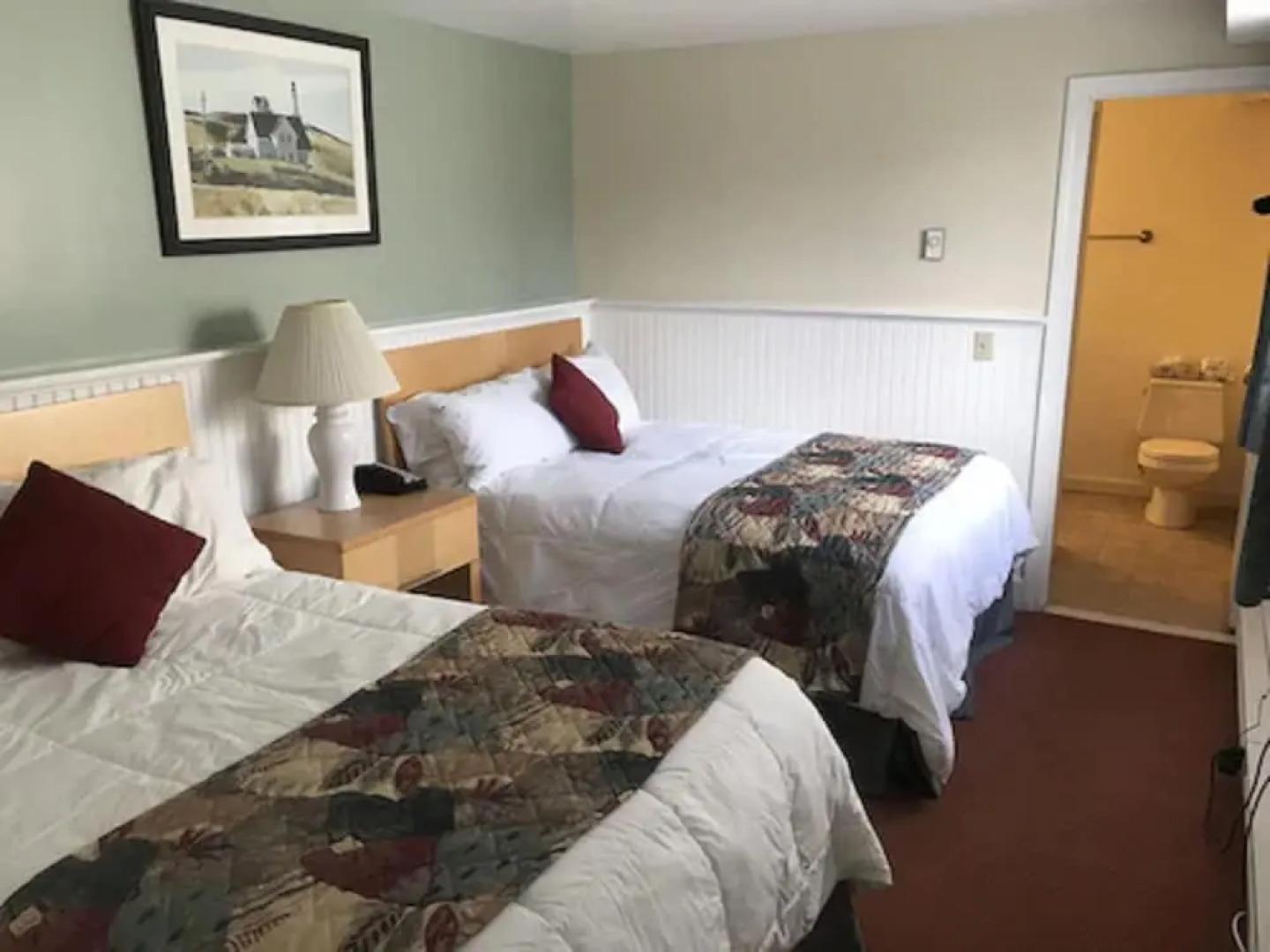 The Corsair & Cross Rip Oceanfront Resort