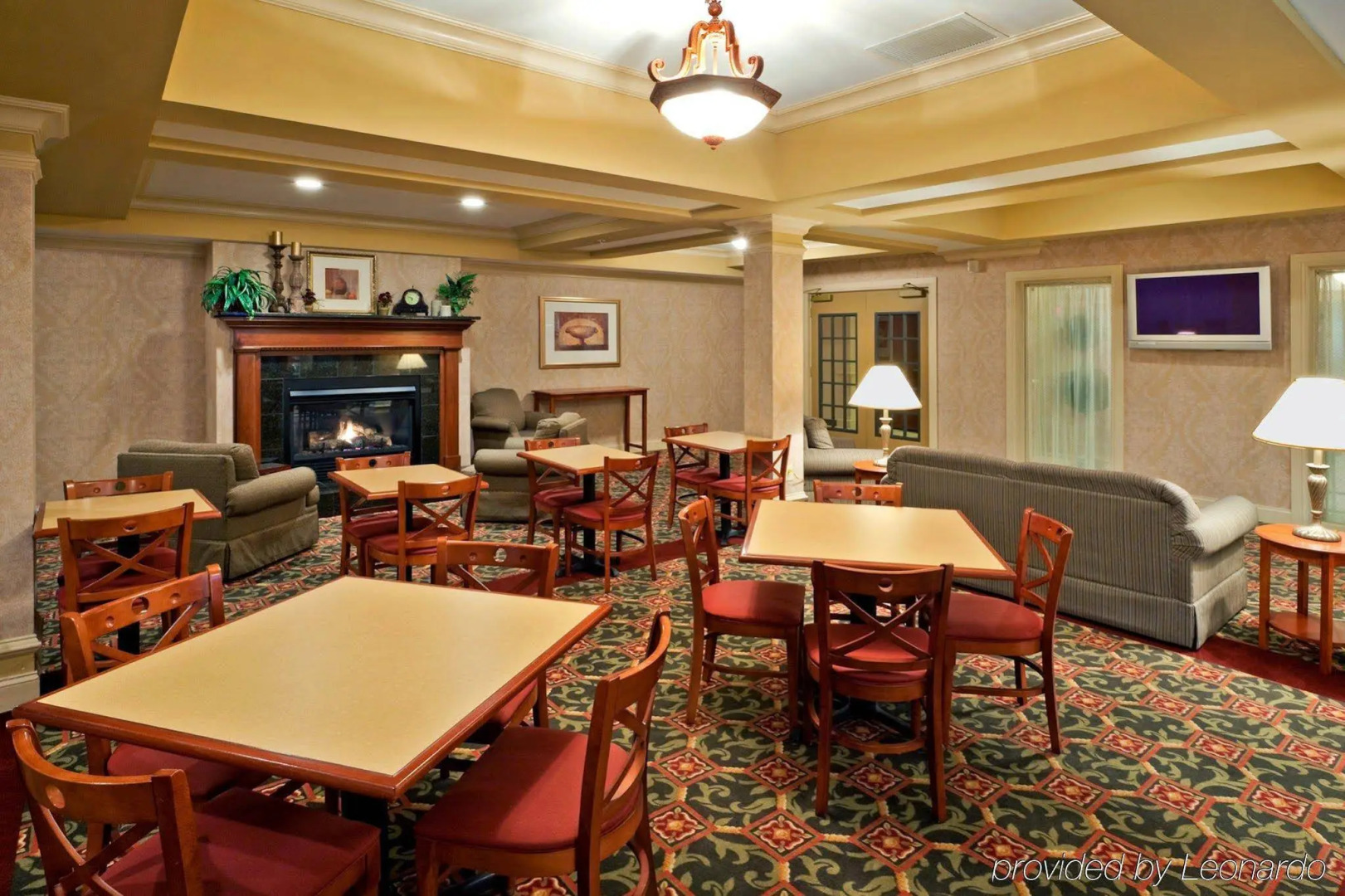 Holiday Inn Express Suites Clifton Park by IHG