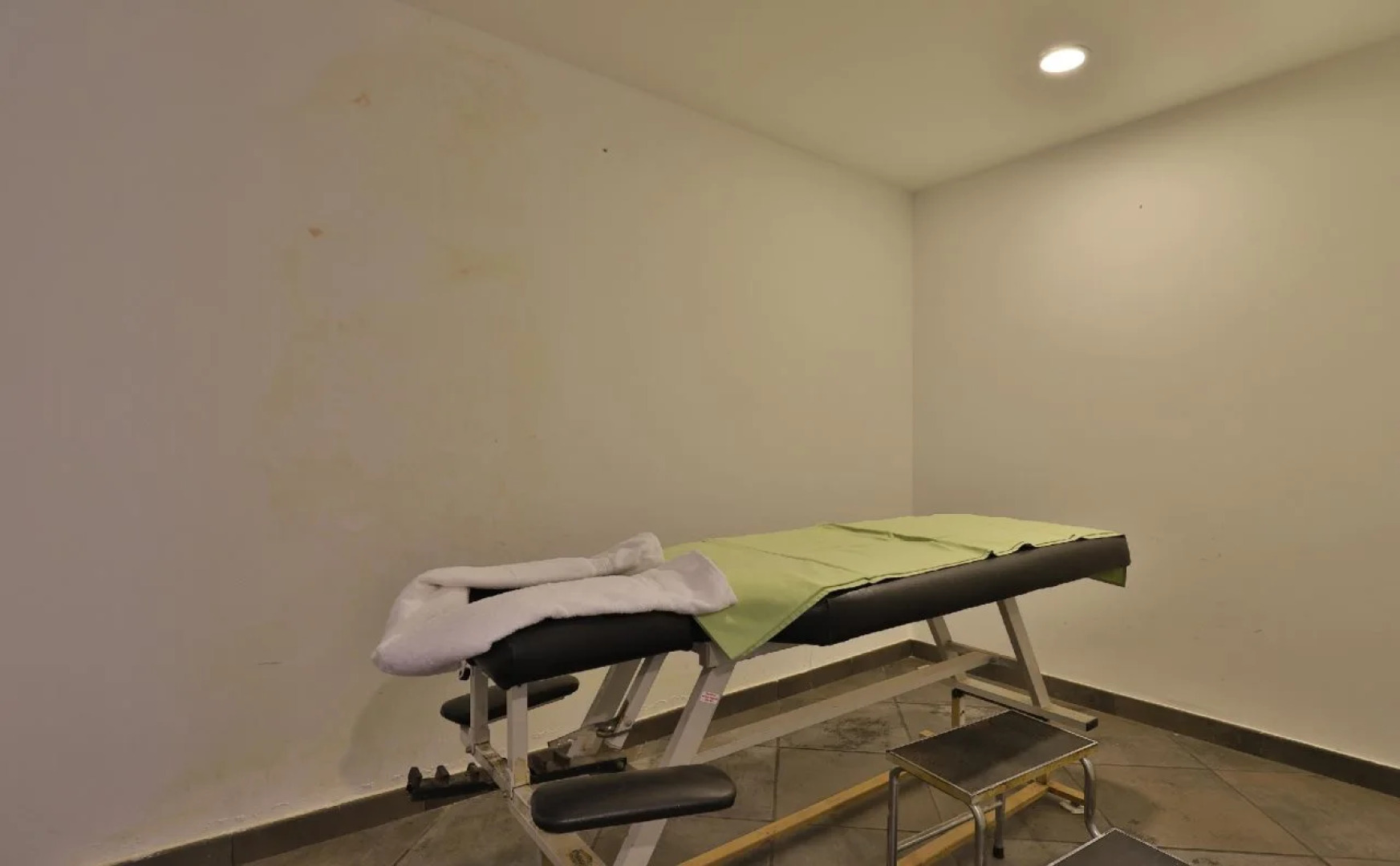 Al Khozama Manazel Al Ain