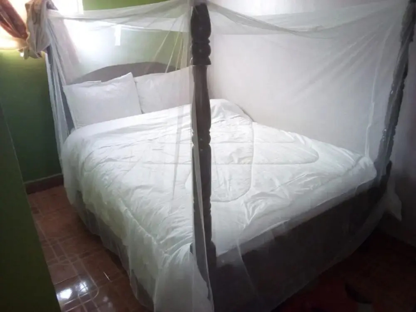 The Plateau Breeze Hotel